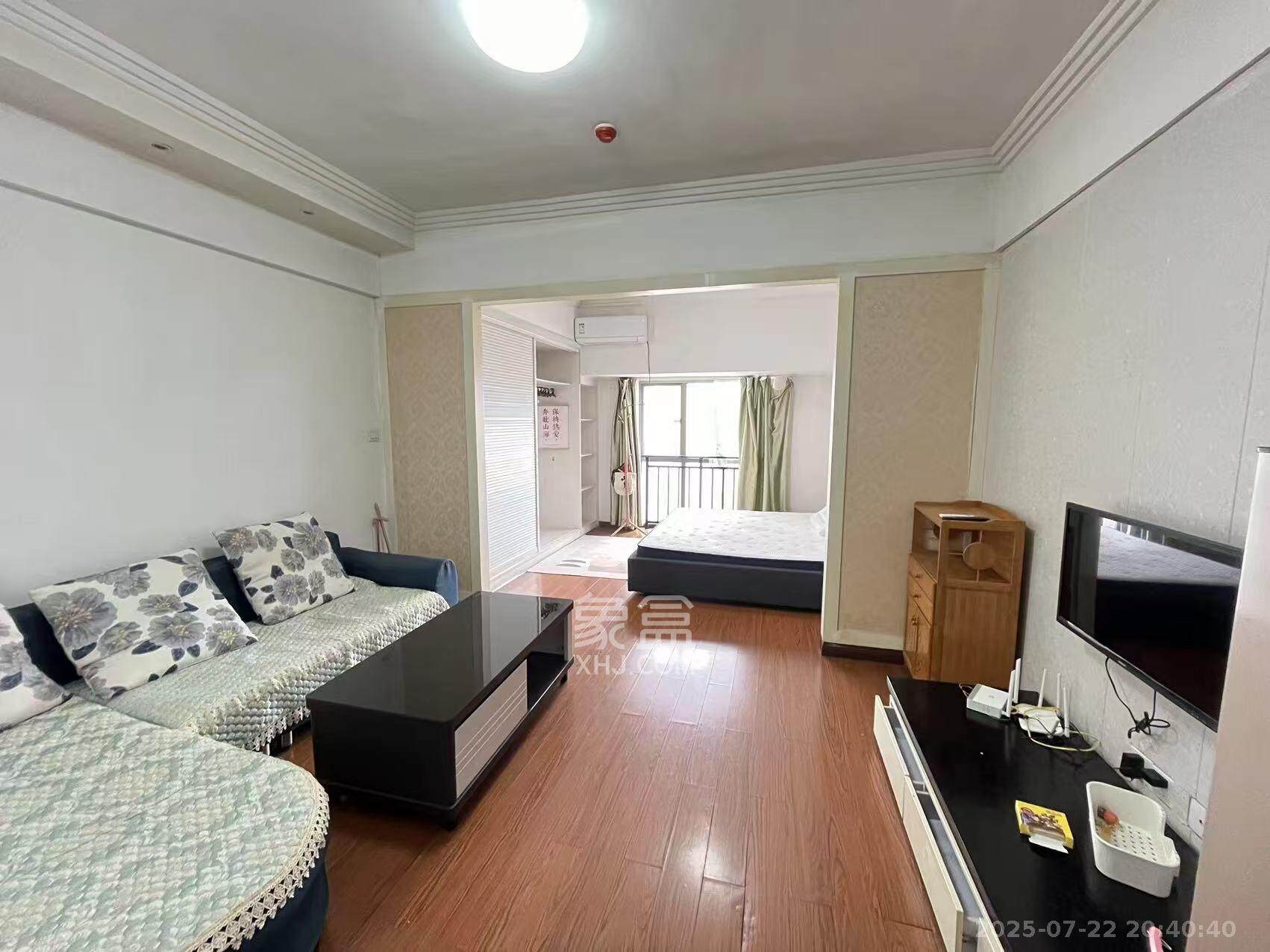 西子一间 1室1厅1卫 1650.0元/月 西子一间 1室1厅1卫 1650.0元/月室内图