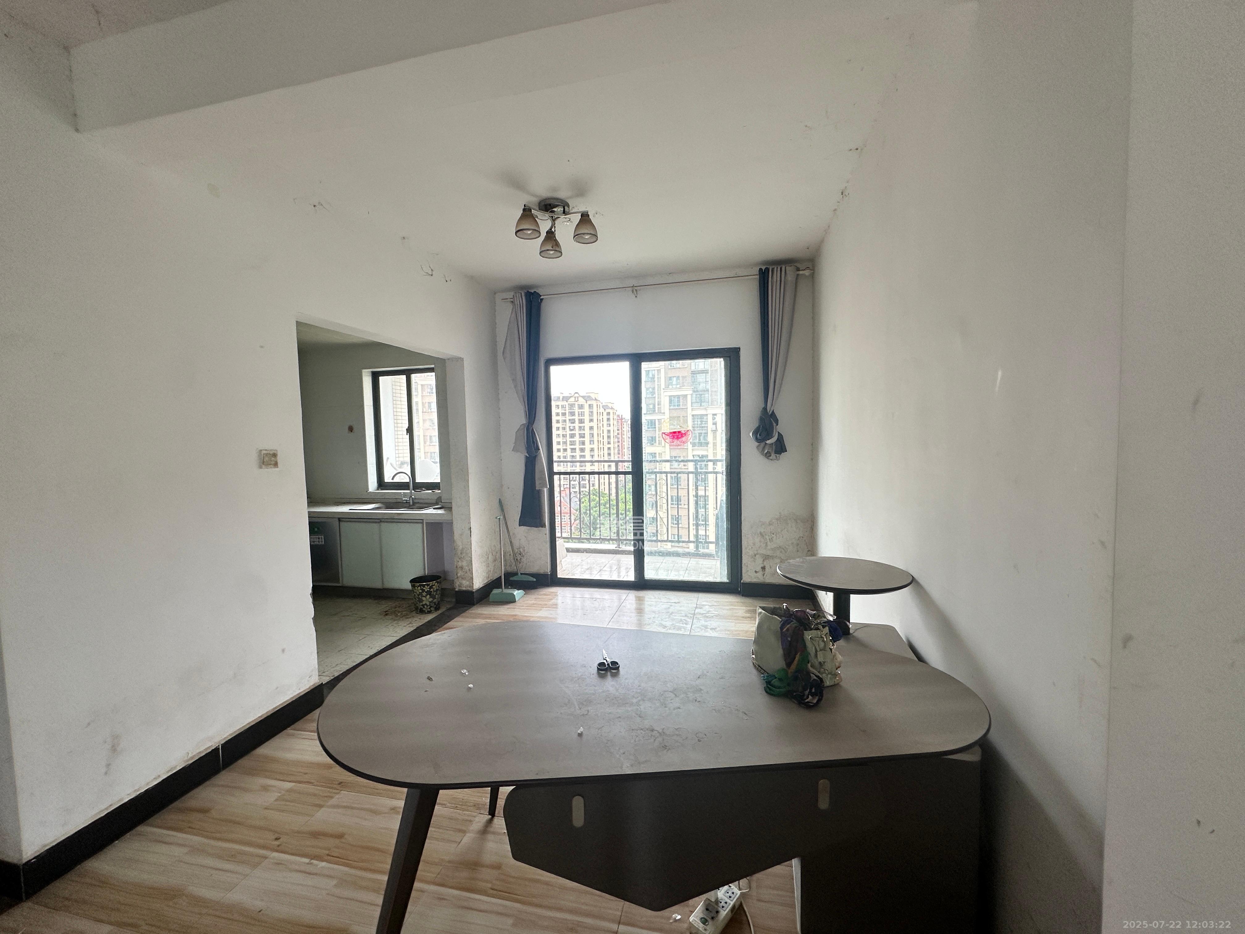 五矿紫湖香醍 4室2厅1卫 2000.0元/月 五矿紫湖香醍 4室2厅1卫 2000.0元/月室内图