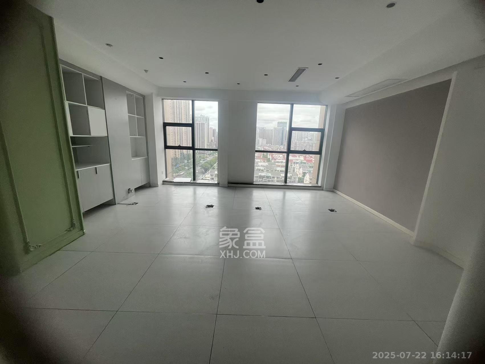 万坤图财富广场  1室1厅1卫   6300.00元/月室内图