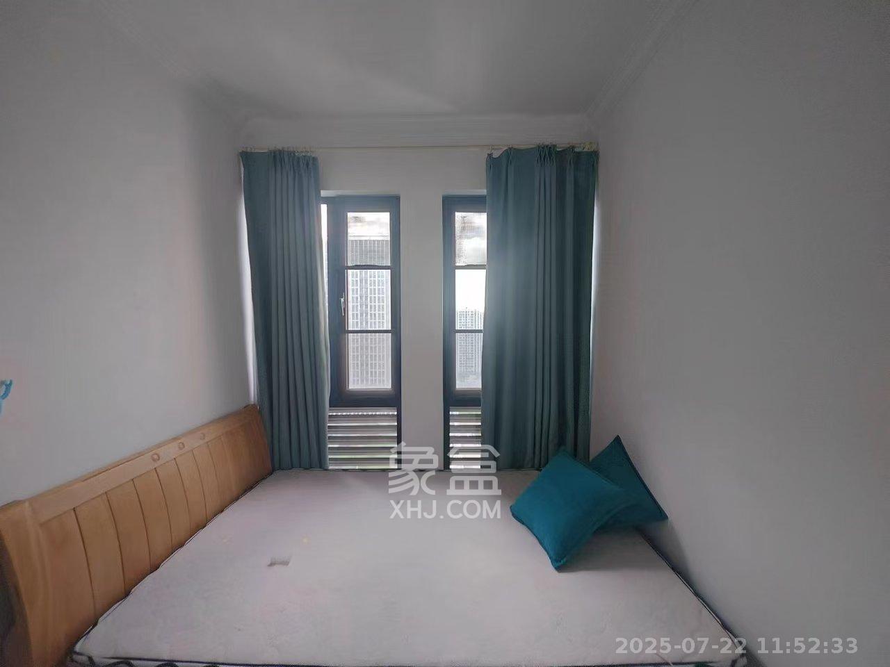 欧亚达国际广场  2室2厅1卫    1800.0元/月室内图