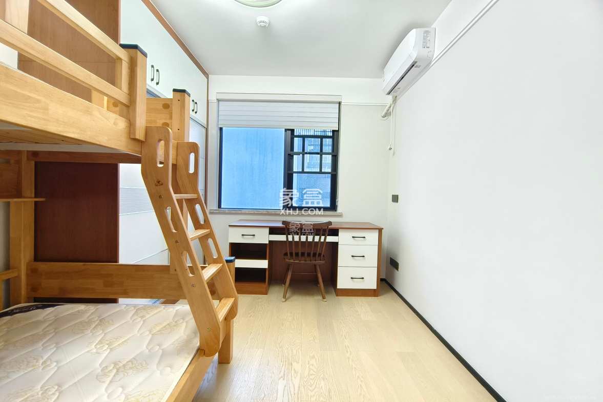 万科里金域国际 4室2厅2卫 5500.0元/月 万科里金域国际 4室2厅2卫 5500.0元/月室内图