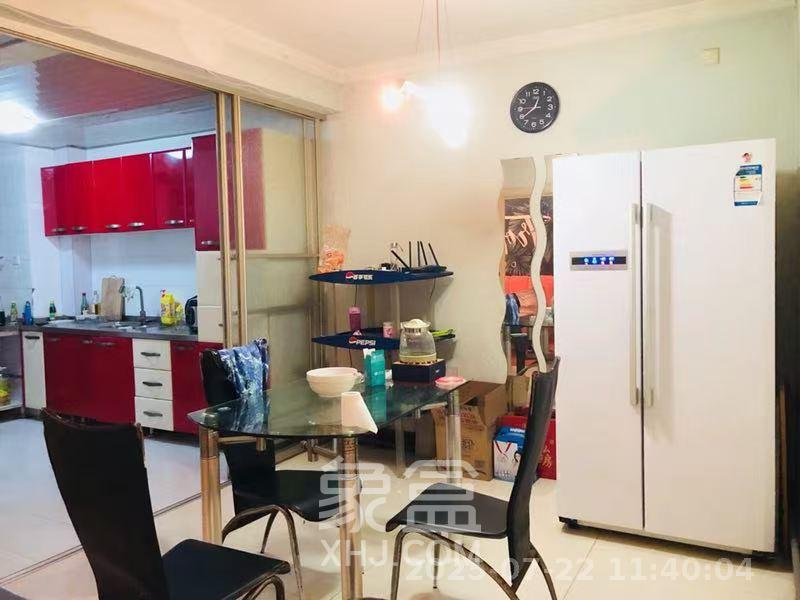 金泰小区 1室2厅1卫 1800.0元/月 金泰小区 1室2厅1卫 1800.0元/月室内图