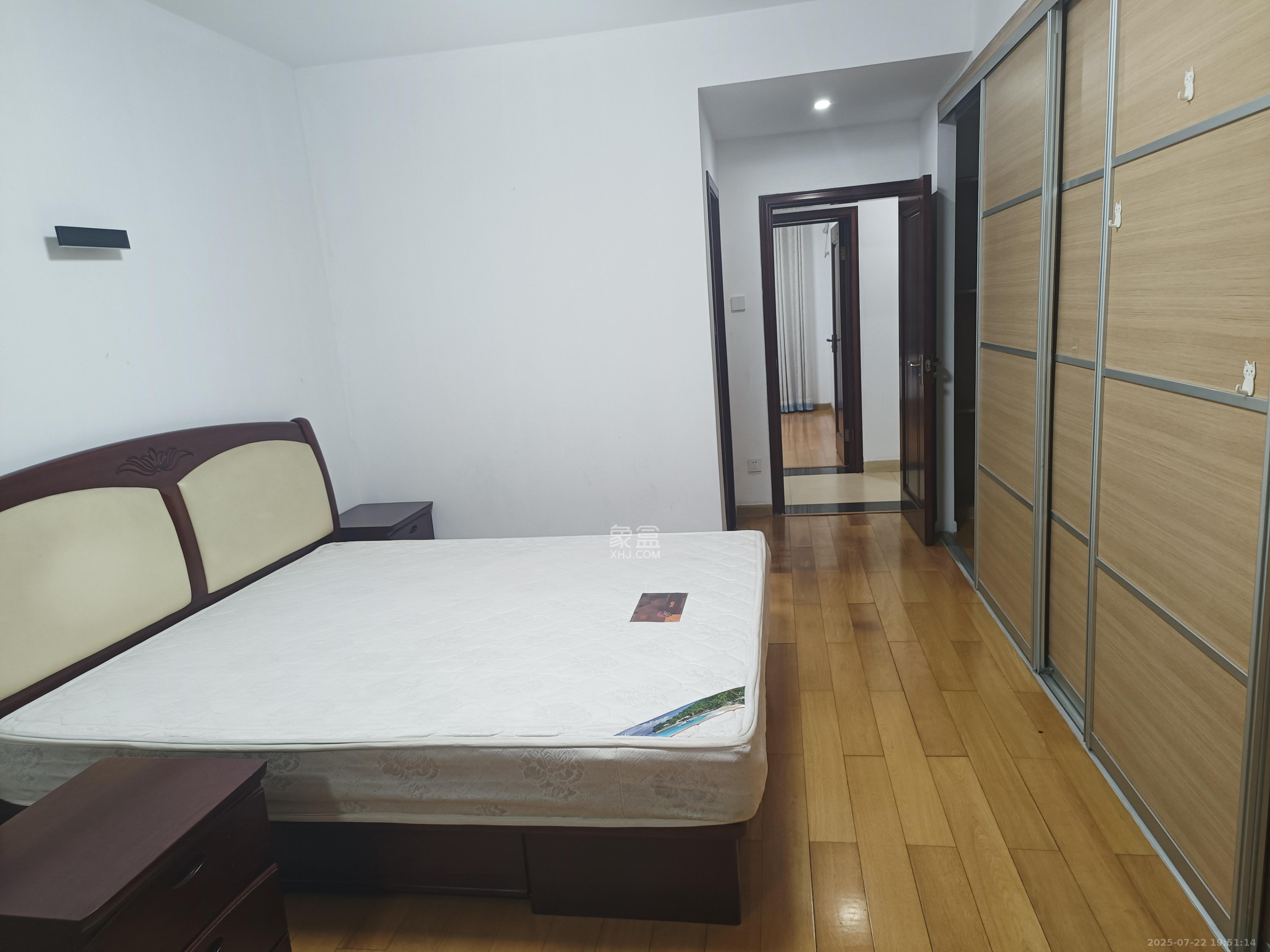 三江花中城 3室2厅2卫 3400.0元/月 三江花中城 3室2厅2卫 3400.0元/月室内图