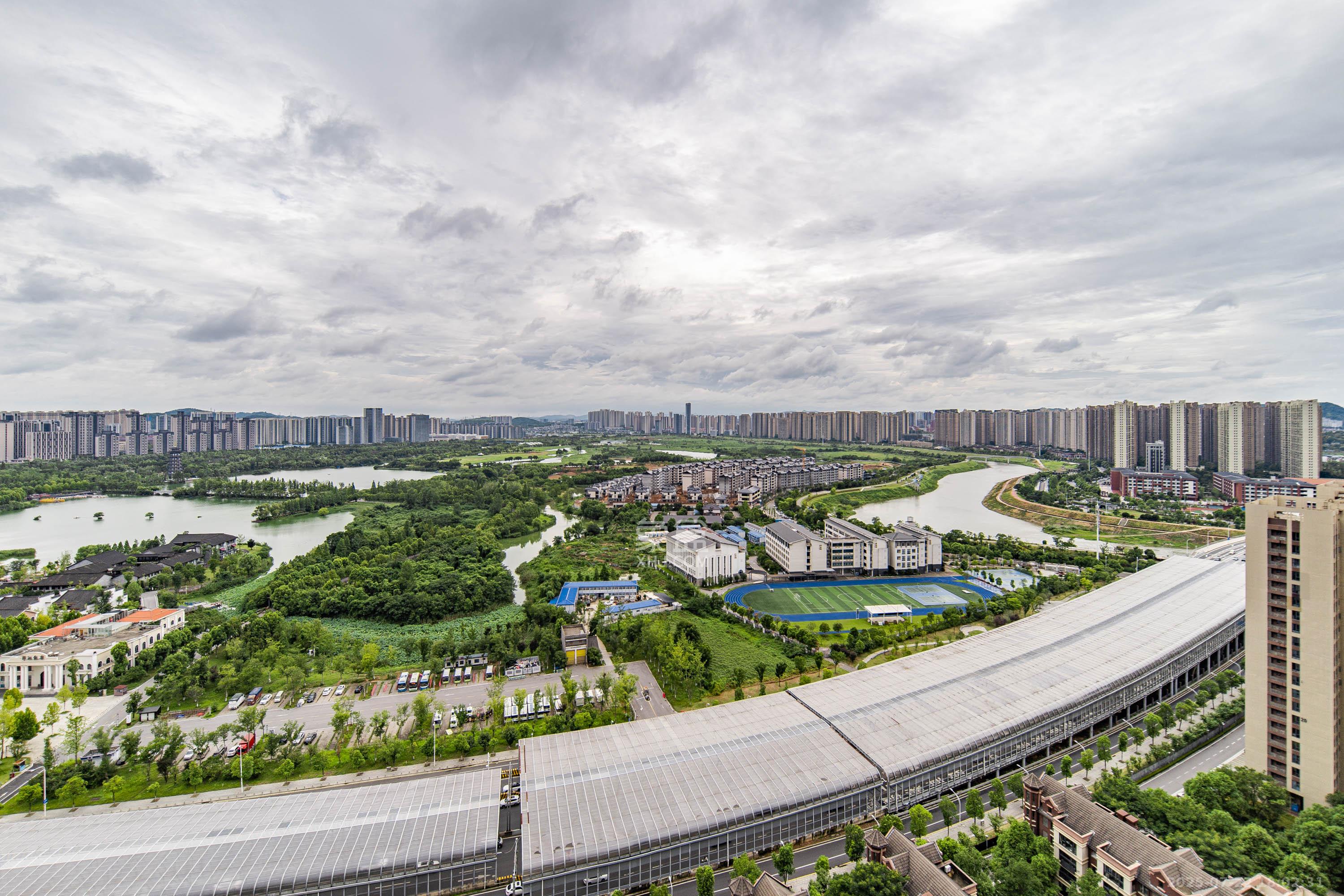 万科白鹭郡  3室2厅1卫   85.60万其他