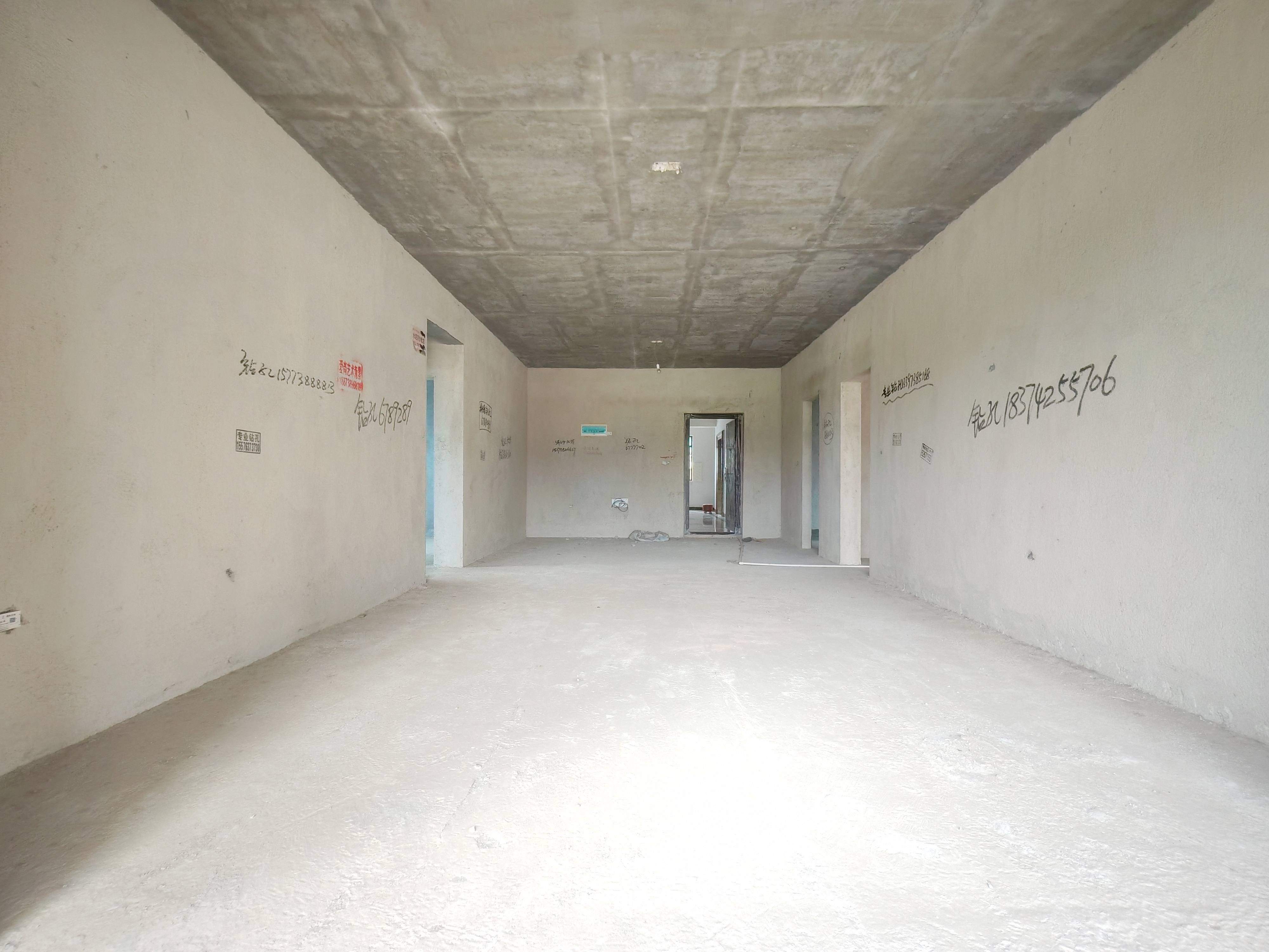 百弘学府城 3室2厅2卫 59.8万 百弘学府城 3室2厅2卫 59.8万客厅