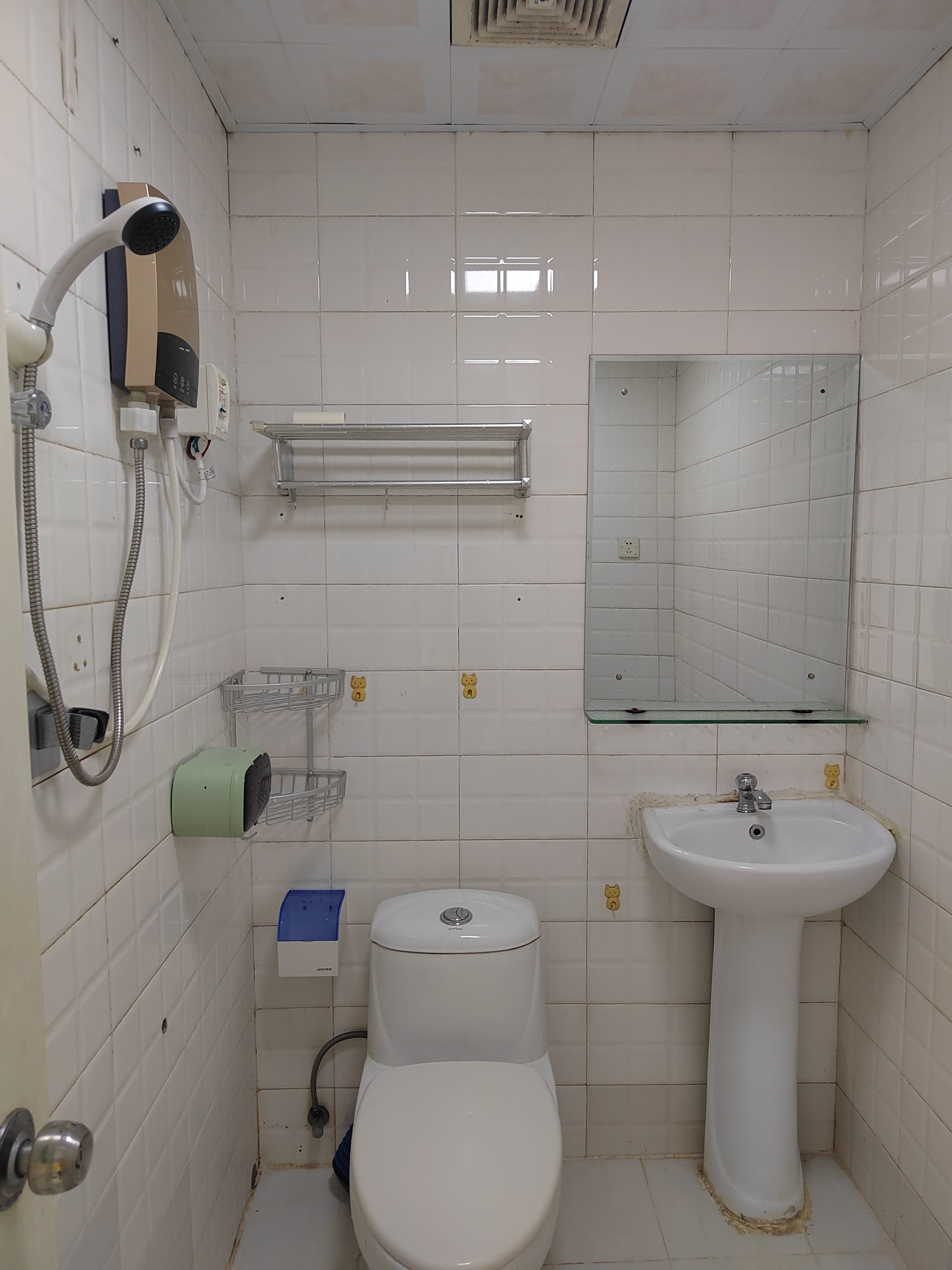 明珠大厦(别名:明珠苑)  1室1厅1卫    1200.0元/月 明珠大厦(别名:明珠苑)  1室1厅1卫    1200.0元/月室内图