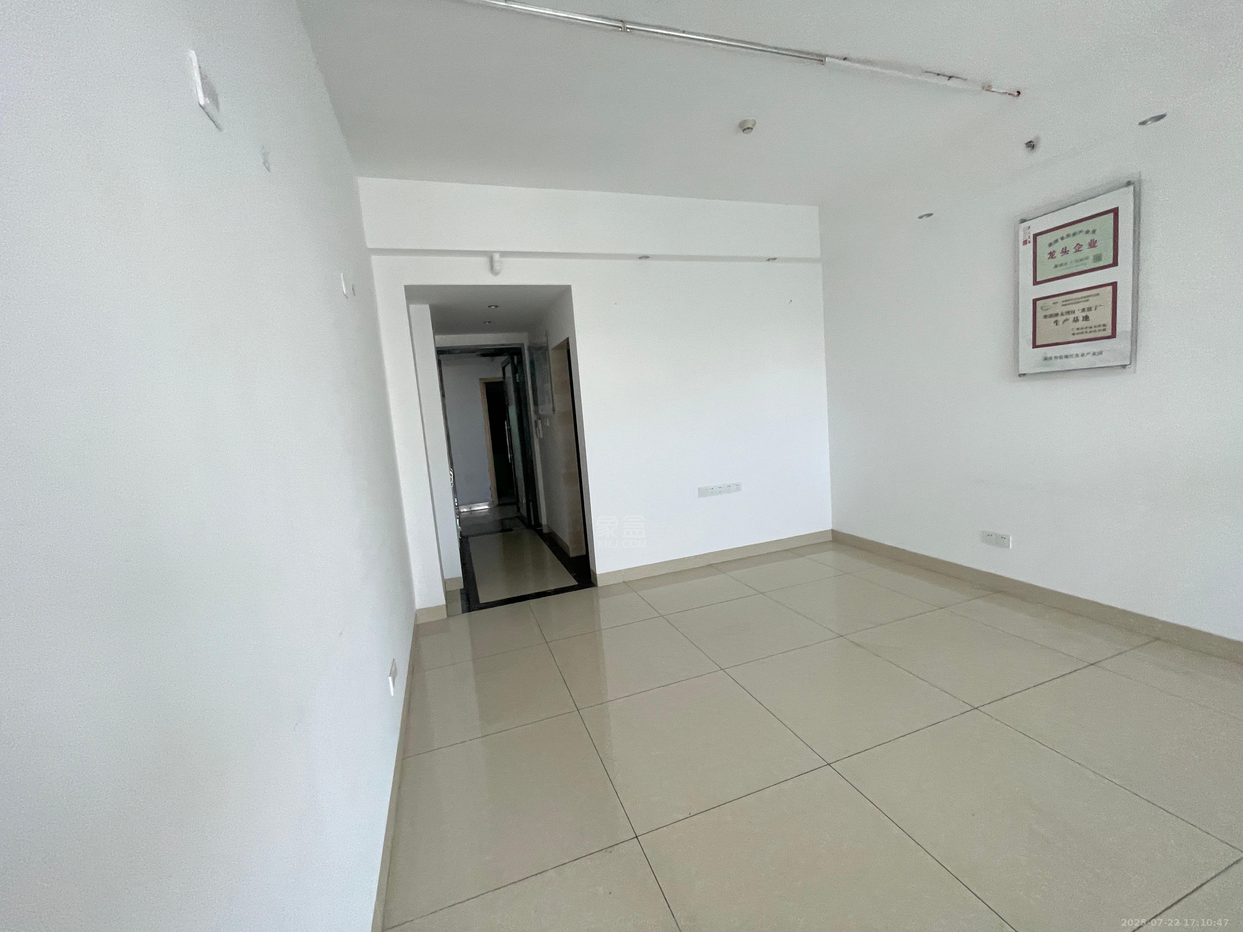 国际公馆(美的时代广场) 1室1厅1卫 1200.0元/月 国际公馆(美的时代广场) 1室1厅1卫 1200.0元/月室内图