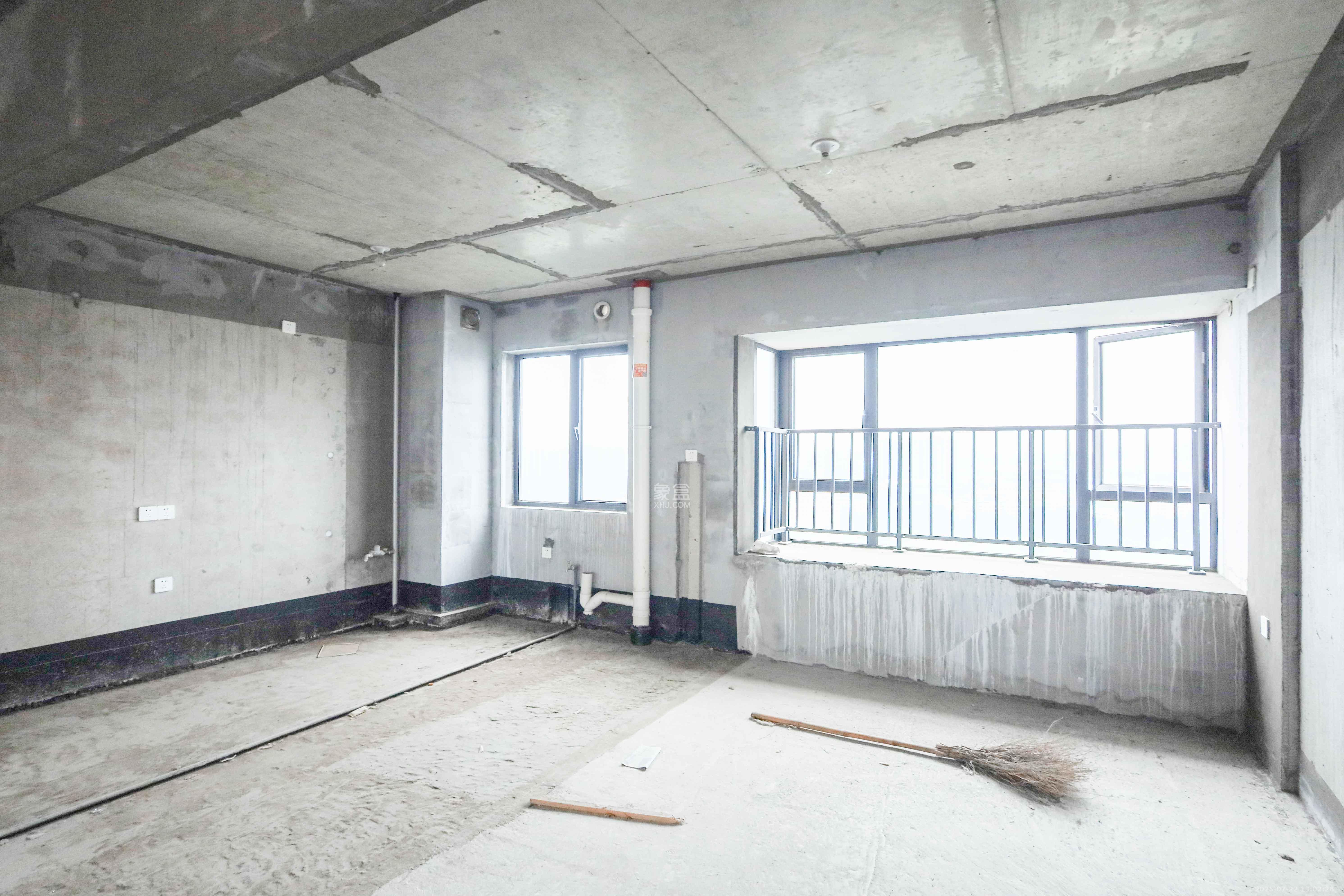 好莱城(弘德西街) 4室2厅2卫 118.0万 好莱城(弘德西街) 4室2厅2卫 118.0万厨房