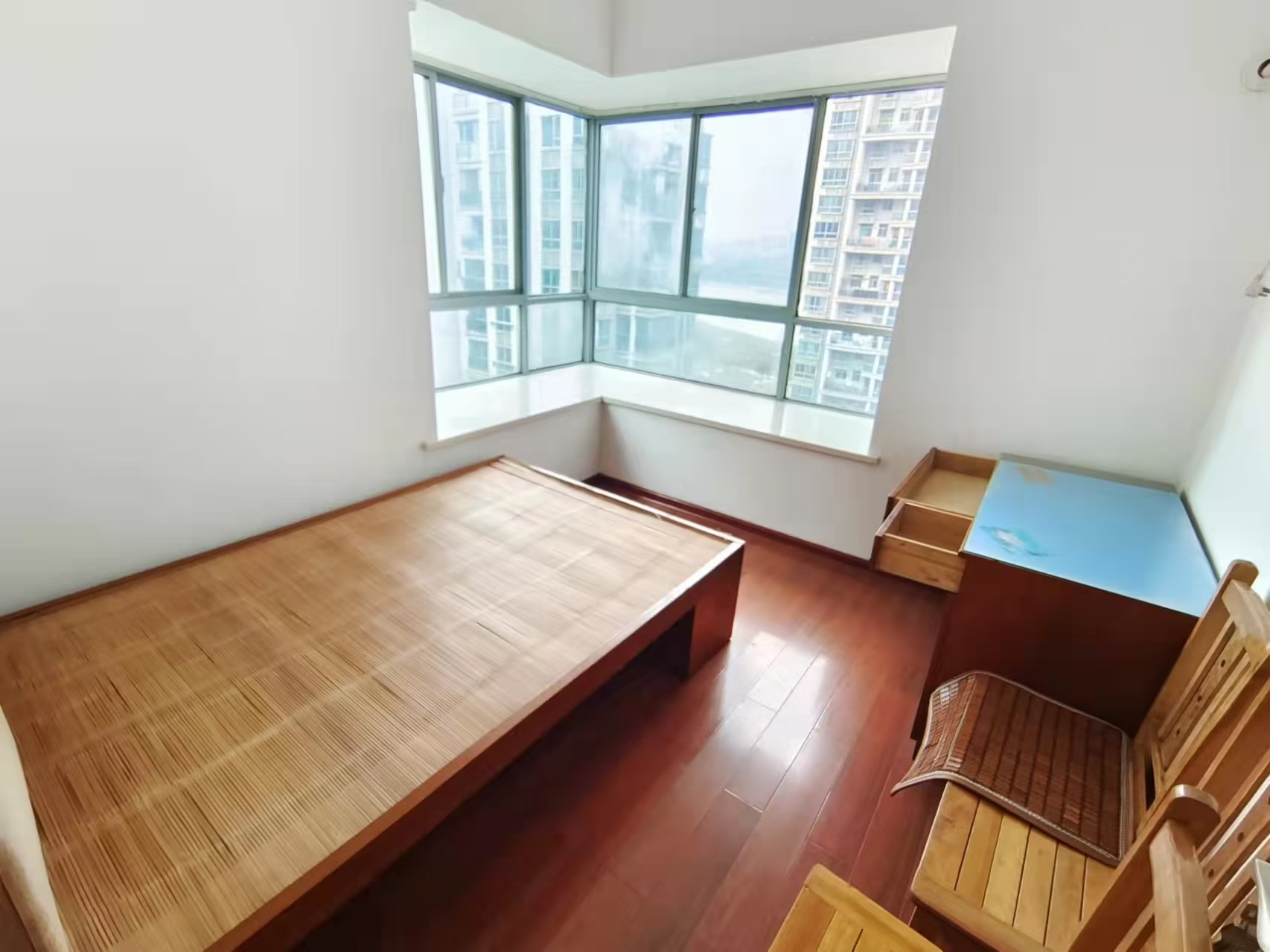 丽景滨江  2室2厅1卫   1750.00元/月户型图