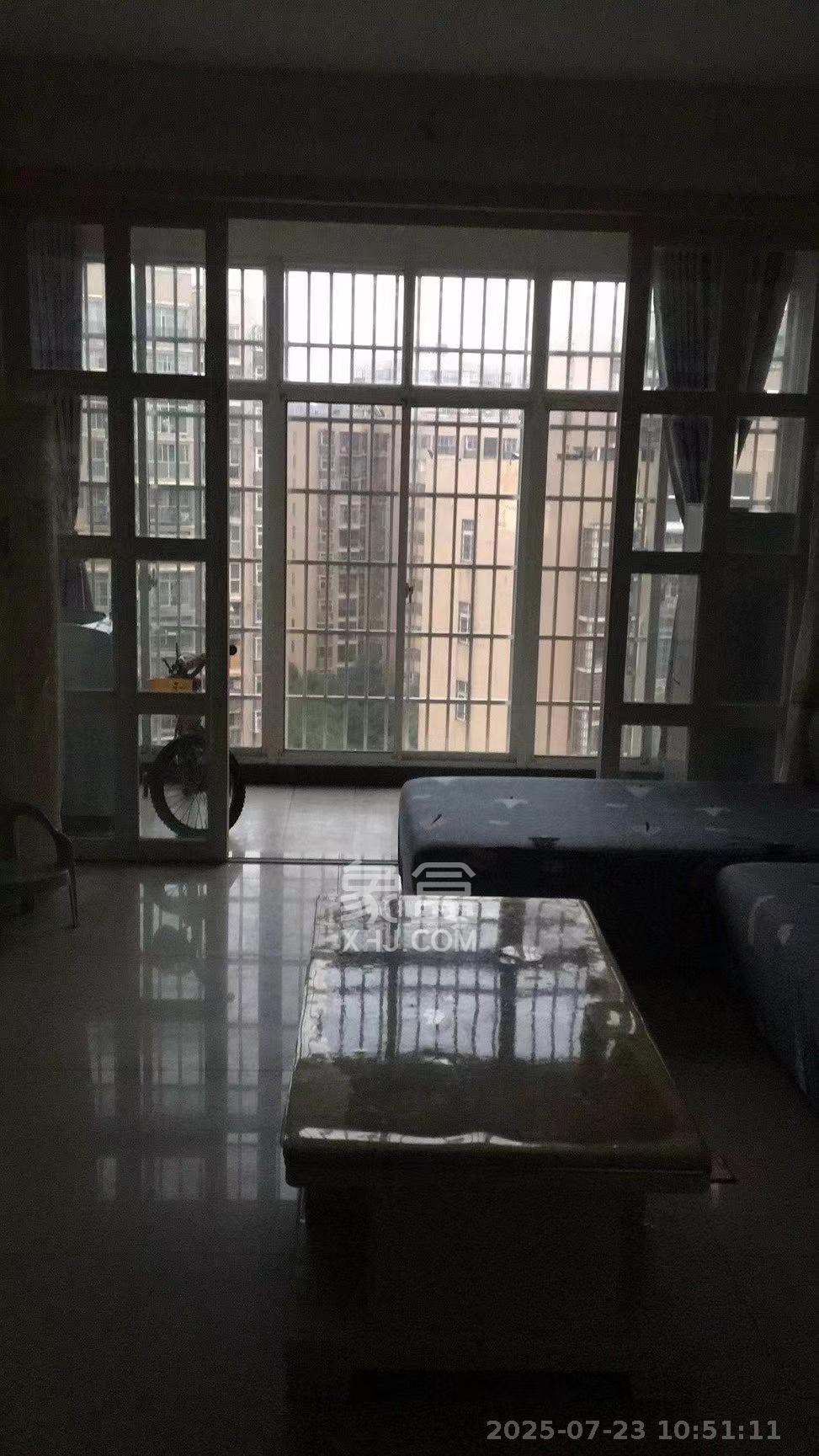 洋湖景园 3室1厅1卫 2500.0元/月 洋湖景园 3室1厅1卫 2500.0元/月室内图