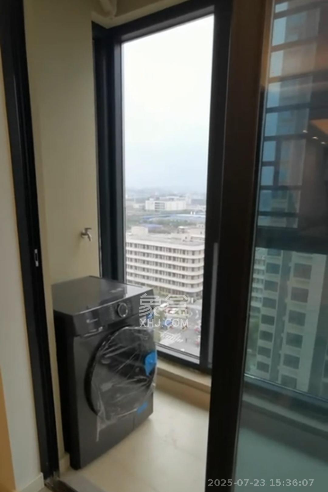 万科金色梦想D区  4室2厅2卫    4300.0元/月室内图