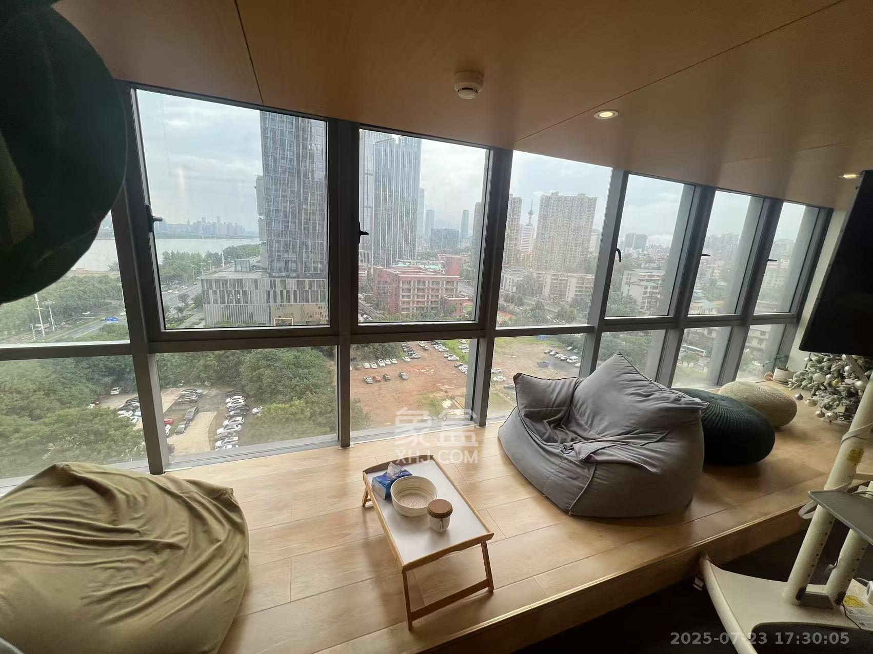 保利国际广场 1室1厅1卫 7500.0元/月 保利国际广场 1室1厅1卫 7500.0元/月室内图