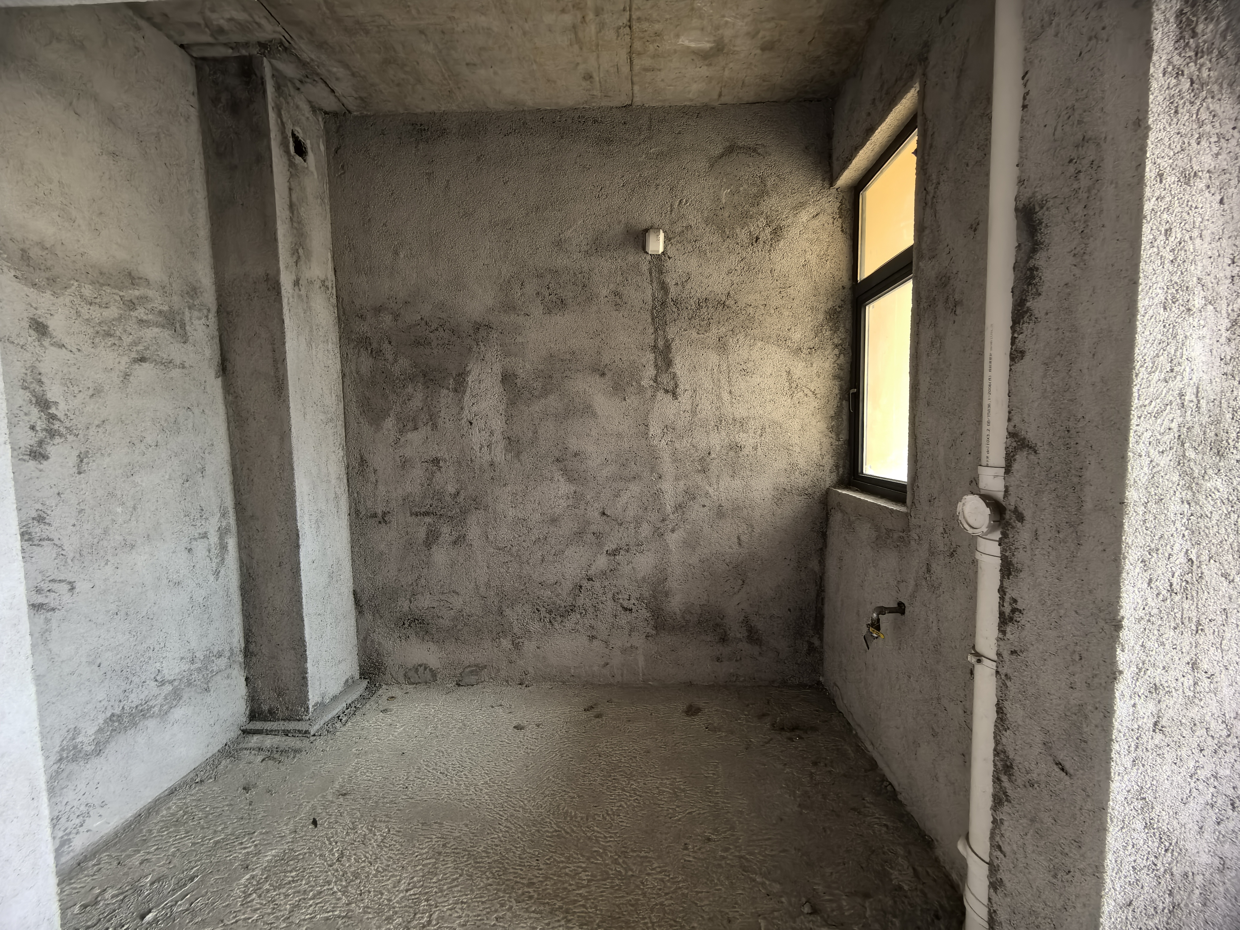 天门壹号 3室2厅1卫 40.8万 天门壹号 3室2厅1卫 40.8万客厅