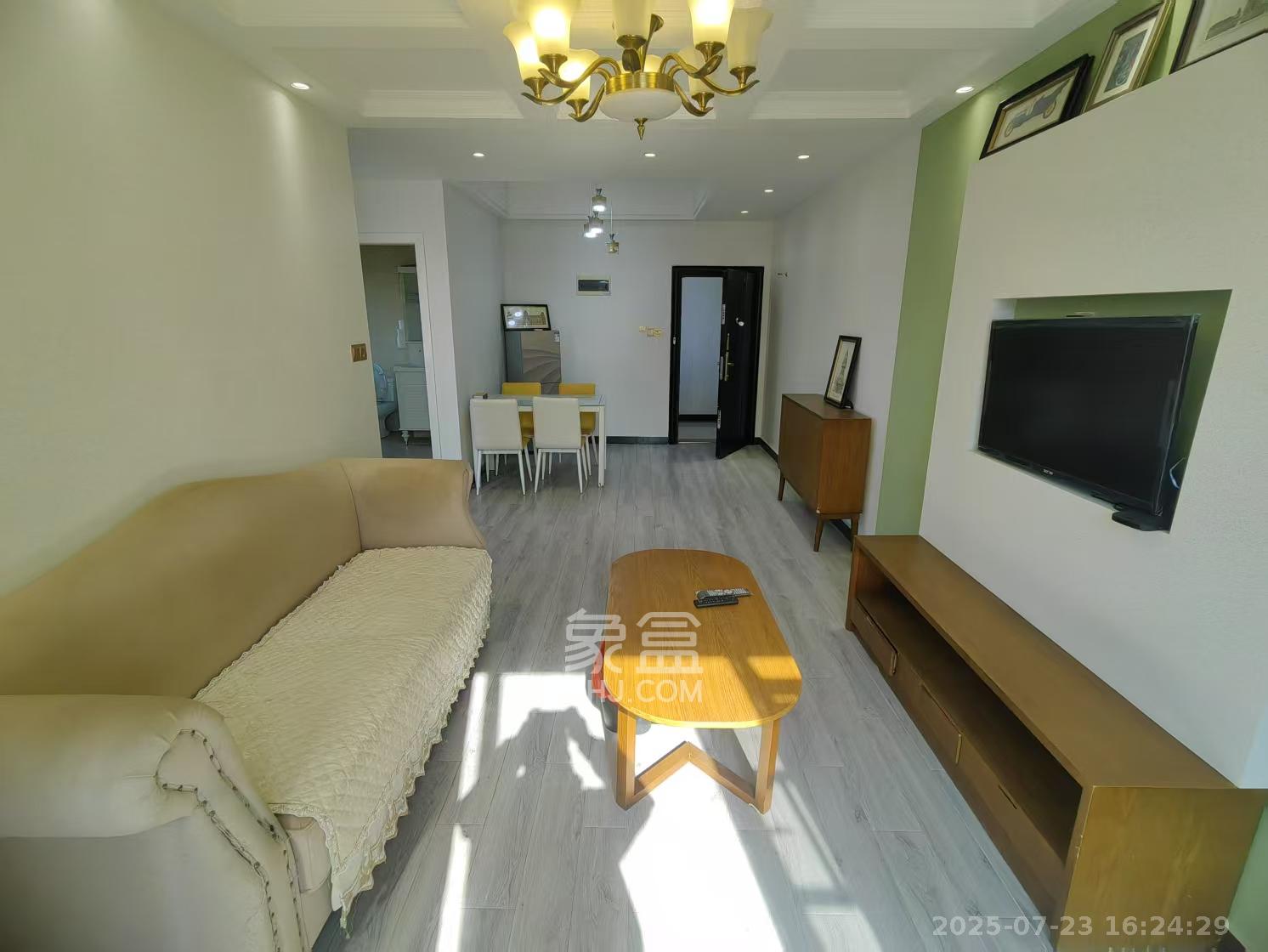 梅溪国际公寓(步步高新天地) 1室1厅1卫 2000.0元/月 梅溪国际公寓(步步高新天地) 1室1厅1卫 2000.0元/月室内图