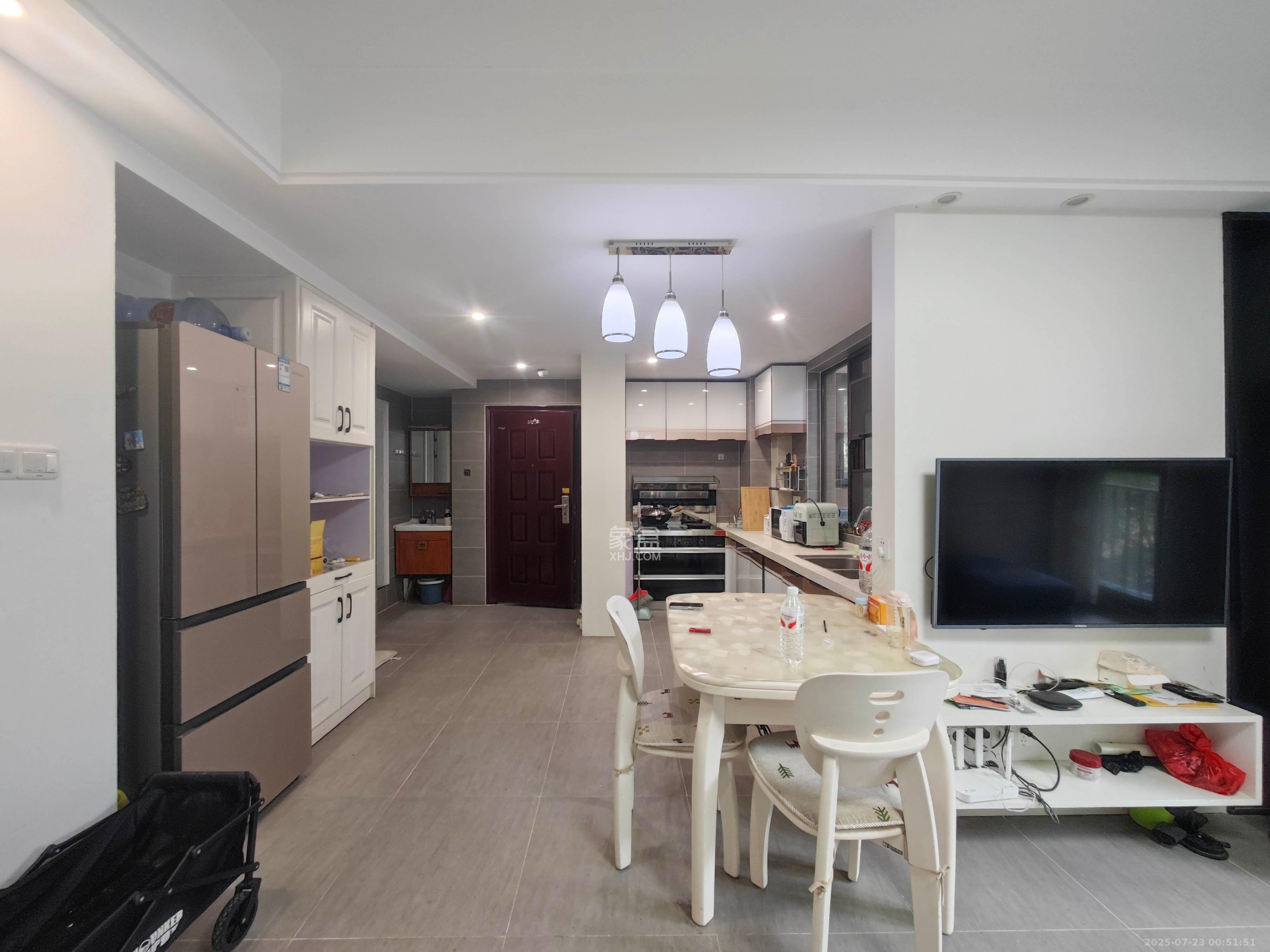 南城印象  3室2厅2卫    86.0万其他