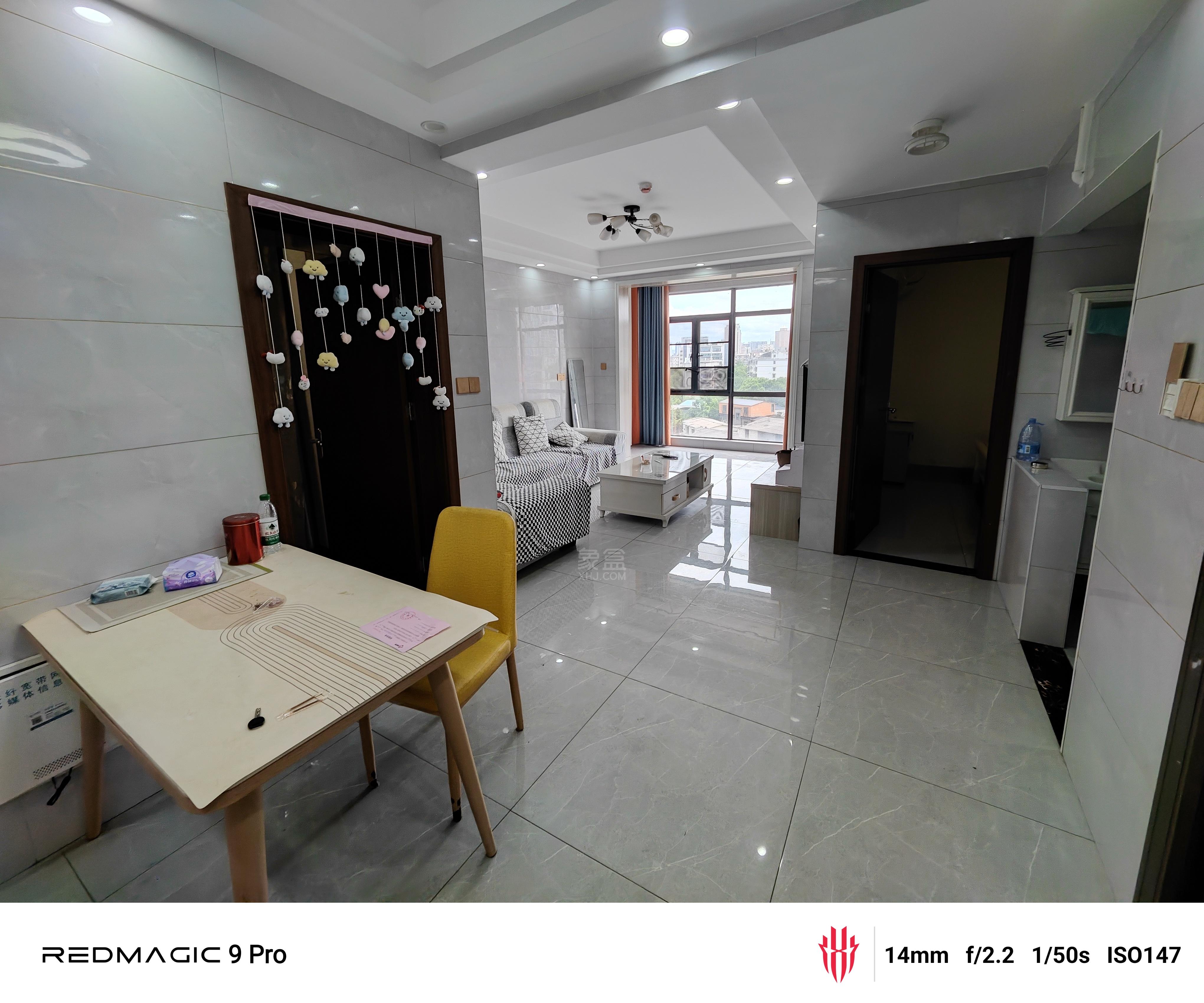 流金岁月-华晨国际 2室2厅1卫 2300.0元/月 流金岁月-华晨国际 2室2厅1卫 2300.0元/月室内图