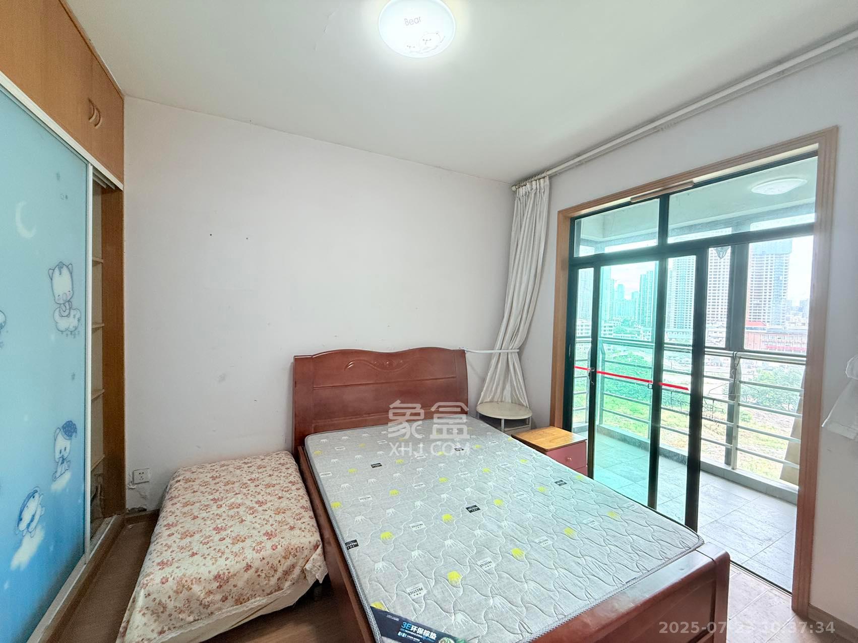 华盛新外滩  3室2厅2卫    3100.0元/月室内图