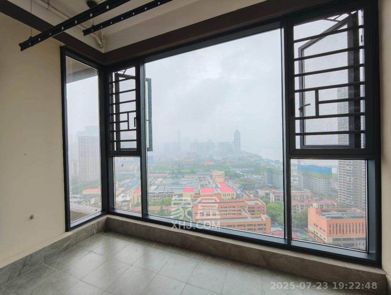 北辰瀚江府  3室2厅2卫    6600.0元/月室内图