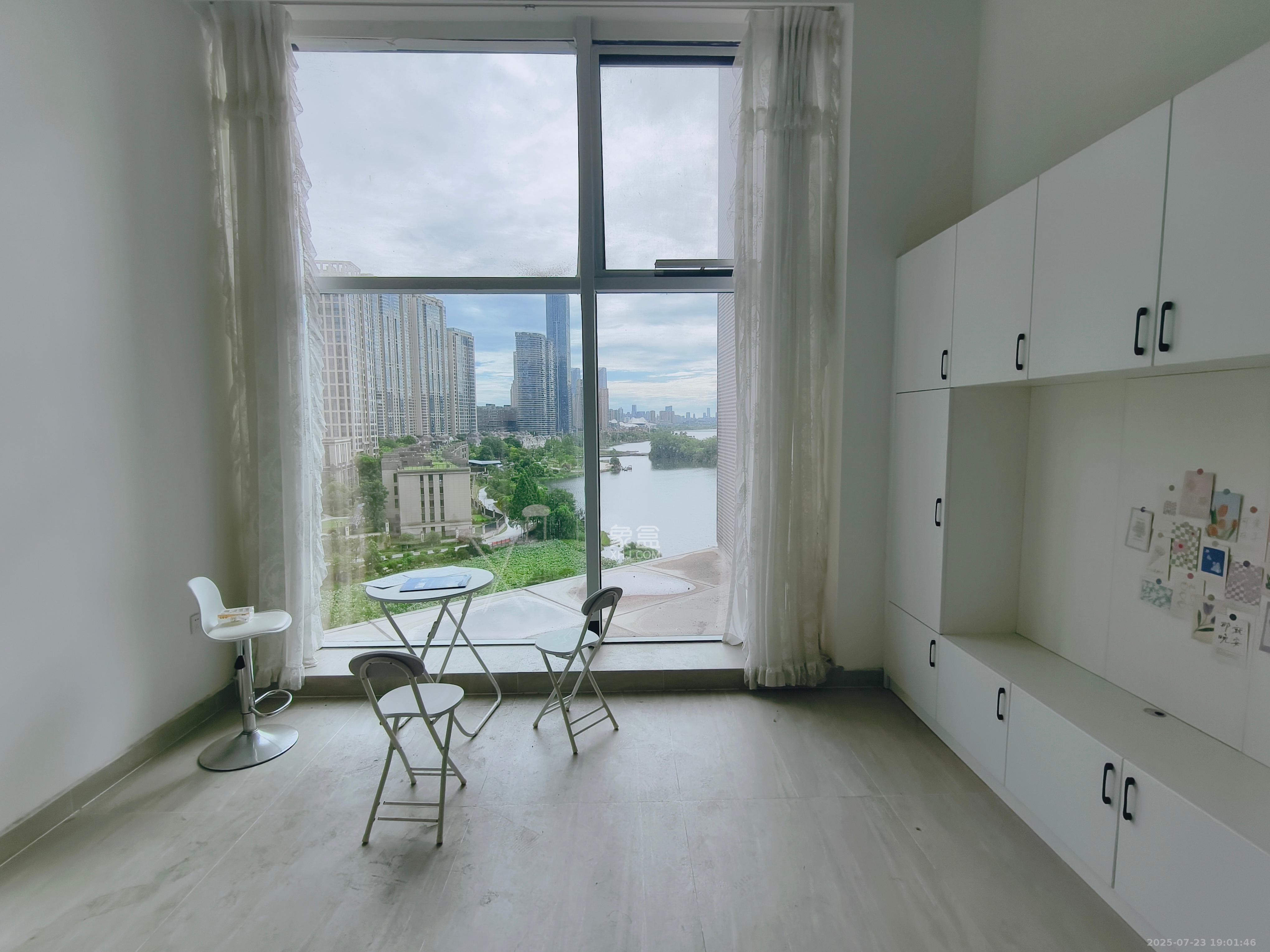 梅溪半岛 1室0厅0卫 2500.0元/月 梅溪半岛 1室0厅0卫 2500.0元/月室内图