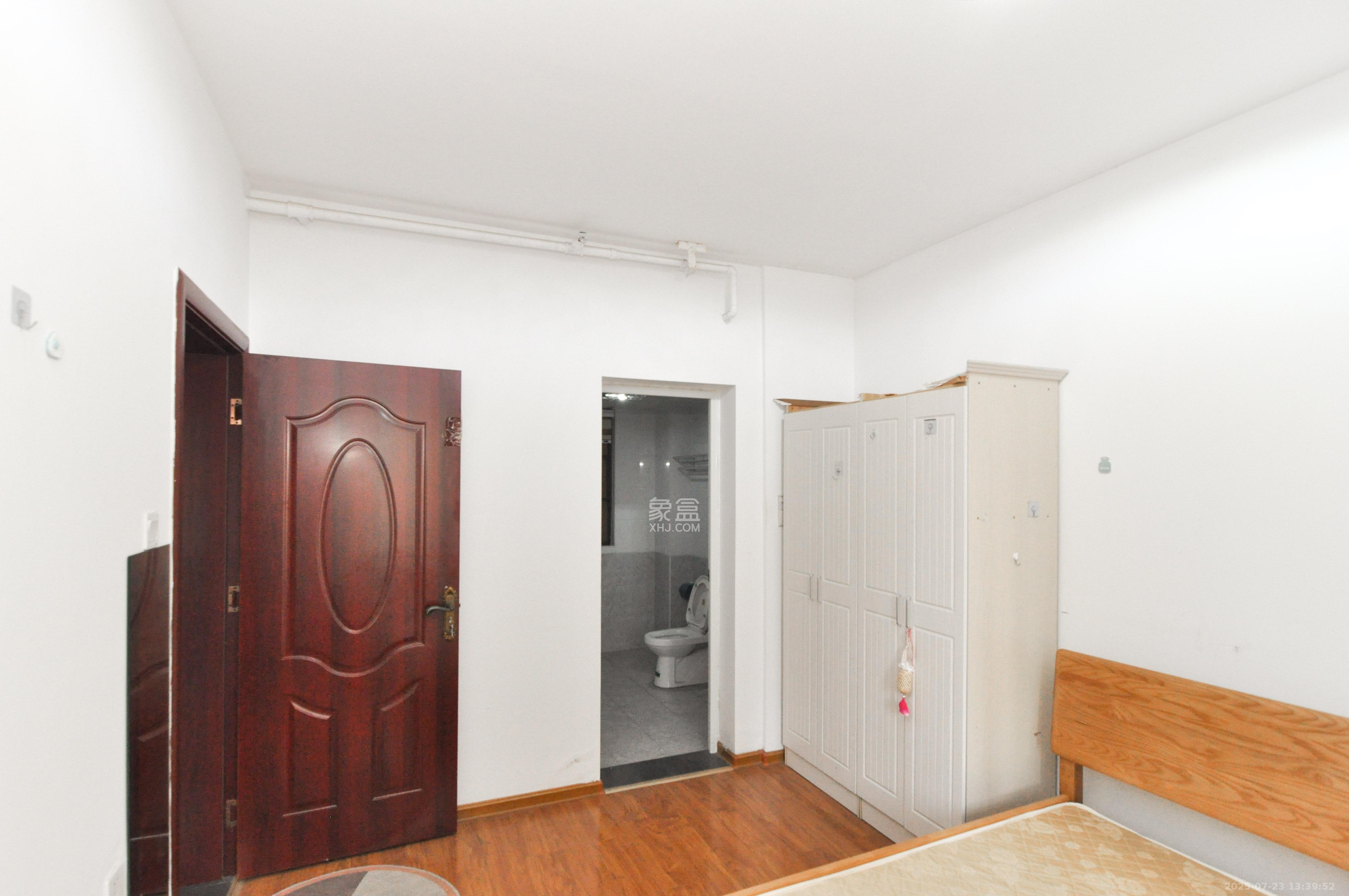 卓越浅水湾  3室2厅2卫    92.0万其他