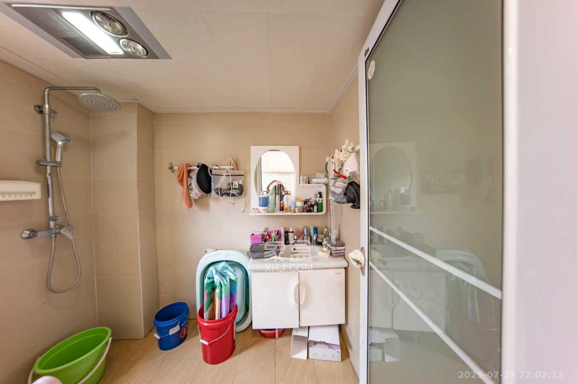 华润橡树湾 1室2厅2卫 2300.0元/月 华润橡树湾 1室2厅2卫 2300.0元/月室内图