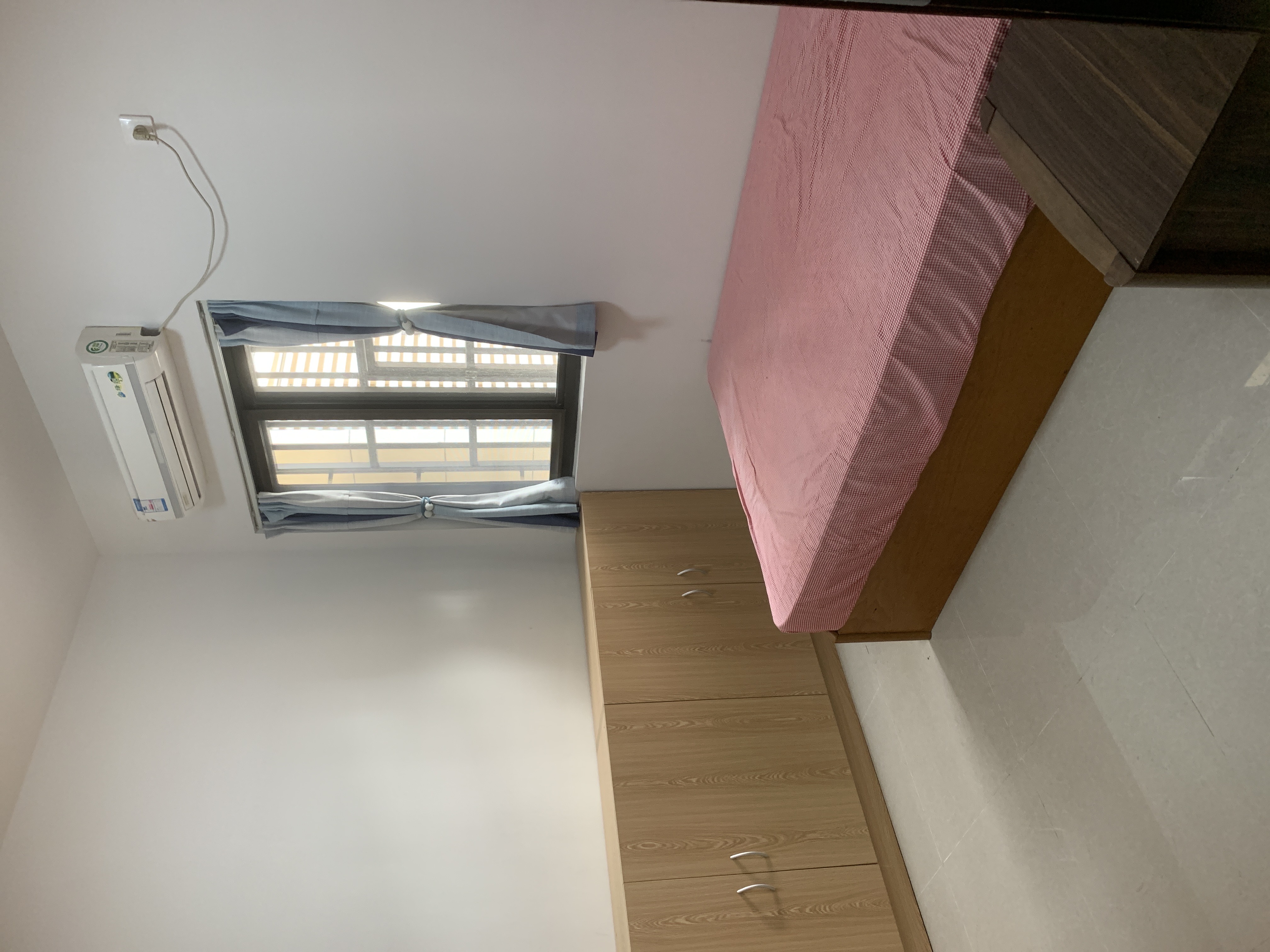 滨海新城三区Z05块地（玉璟佳园）  3室2厅2卫   3200.00元/月室内图