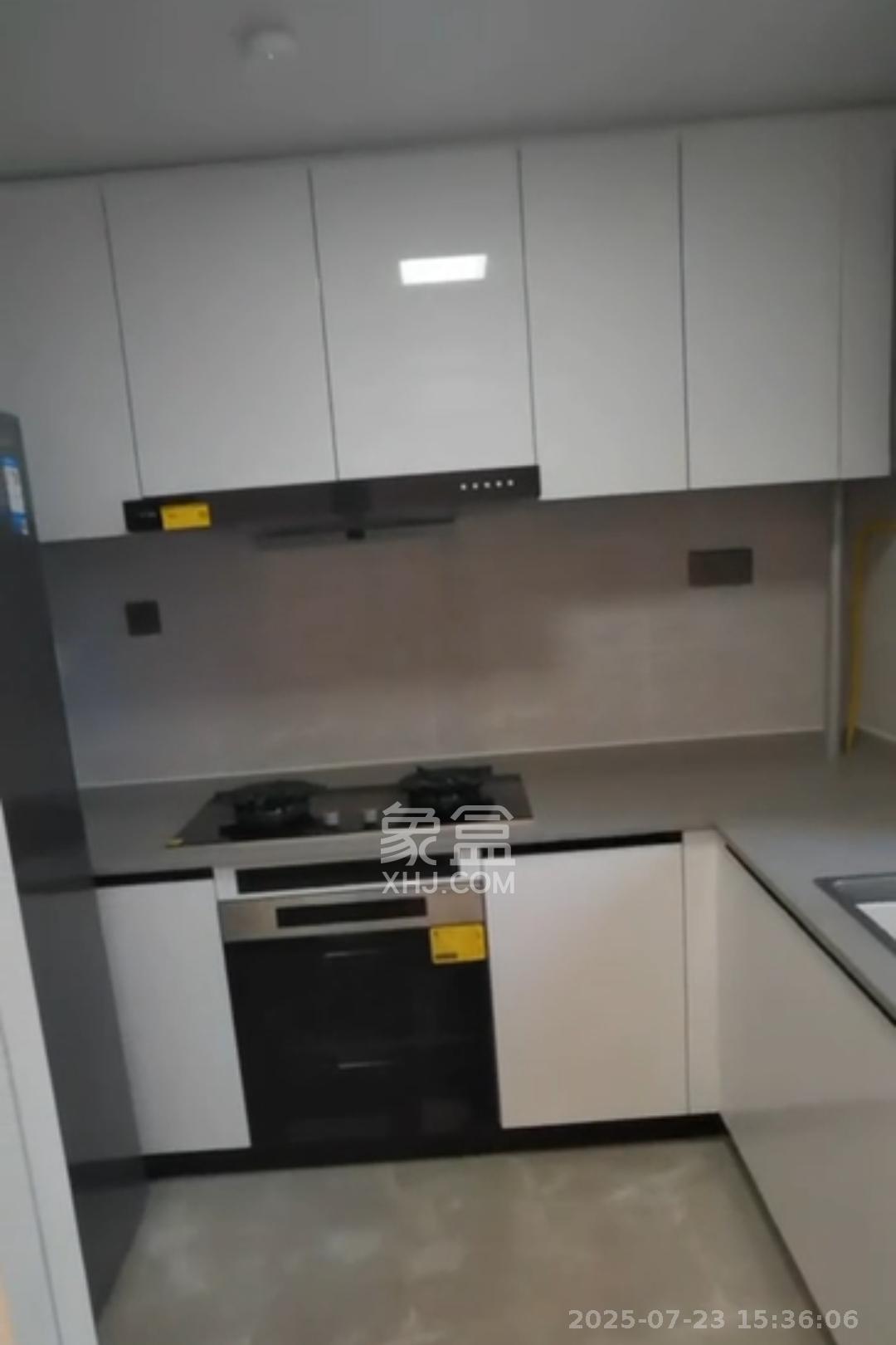 万科金色梦想D区  4室2厅2卫    4300.0元/月室内图