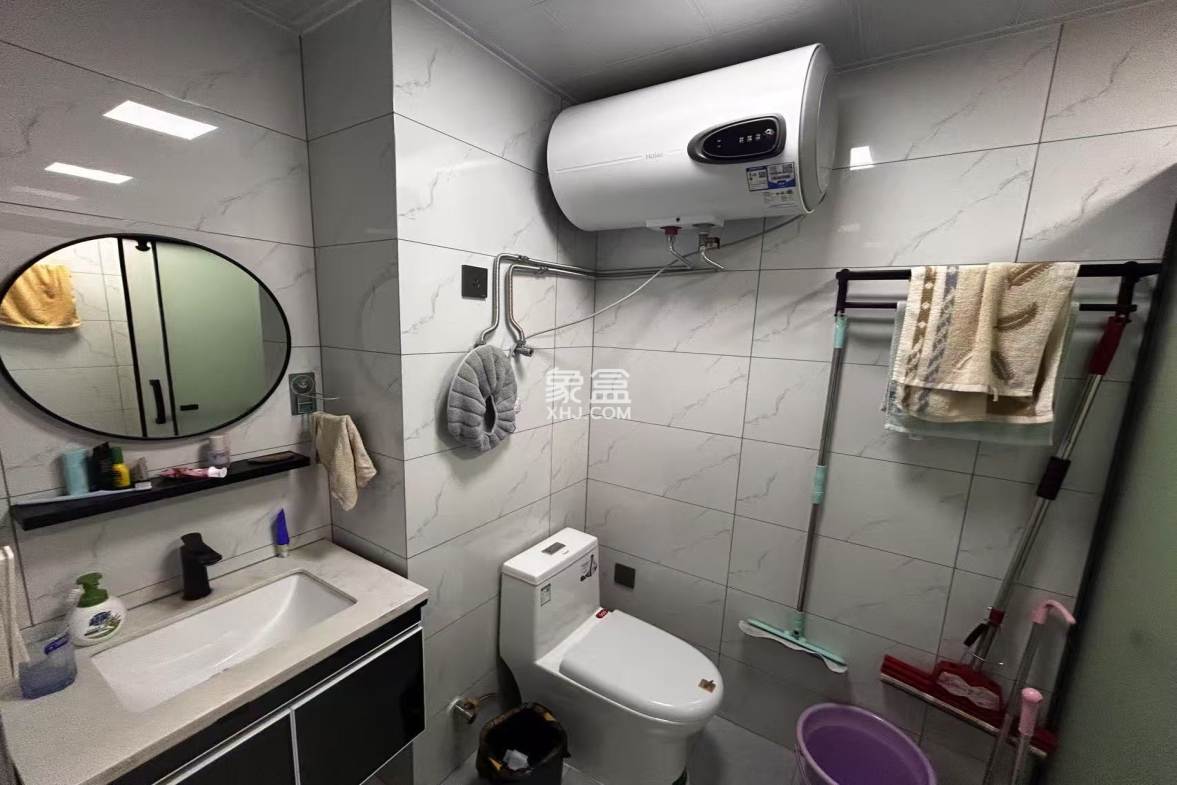 金色家园 1室1厅1卫 1200.00元/月 金色家园 1室1厅1卫 1200.00元/月室内图