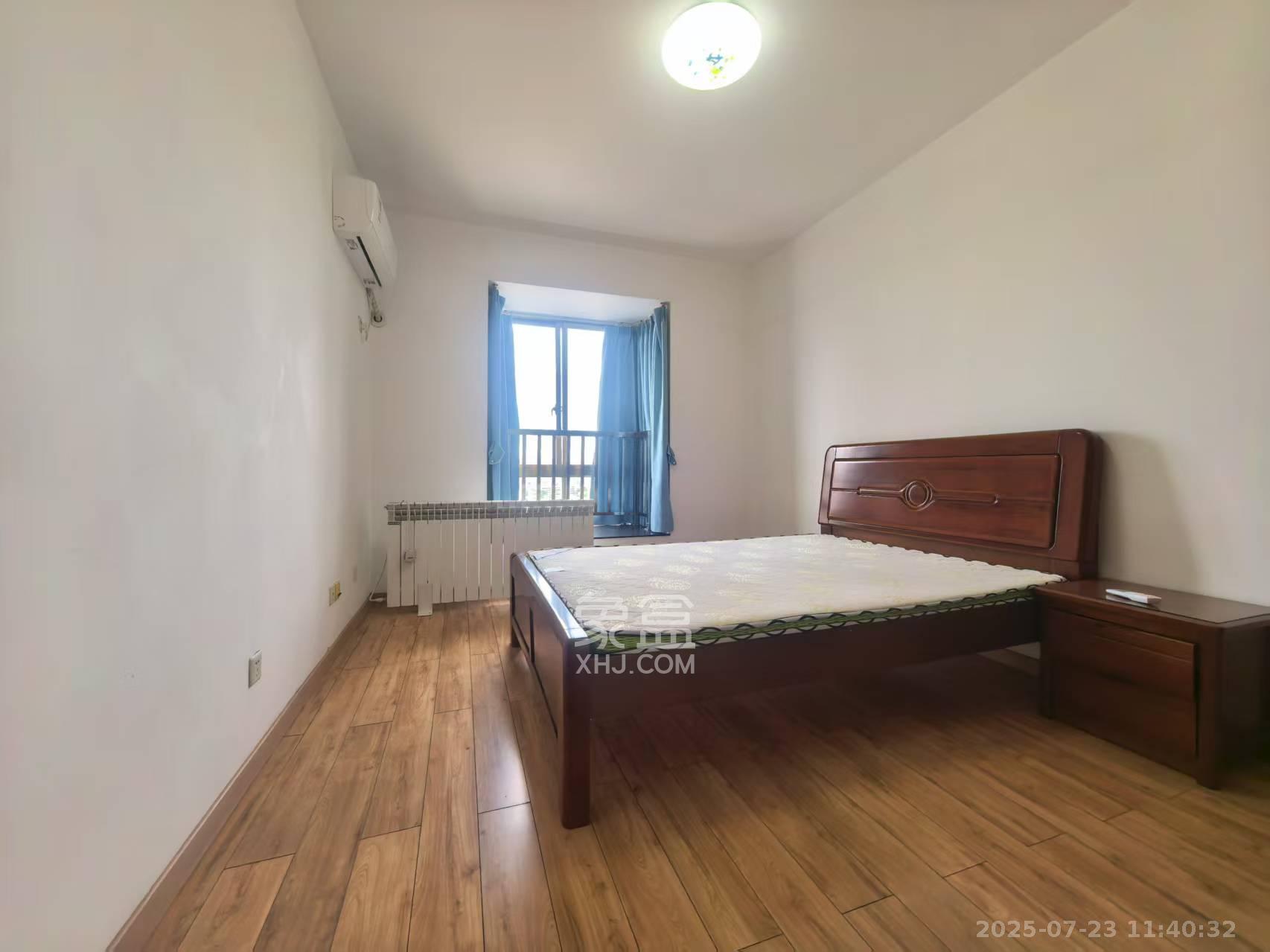 中天枫景园 4室2厅2卫 5500.0元/月 中天枫景园 4室2厅2卫 5500.0元/月室内图