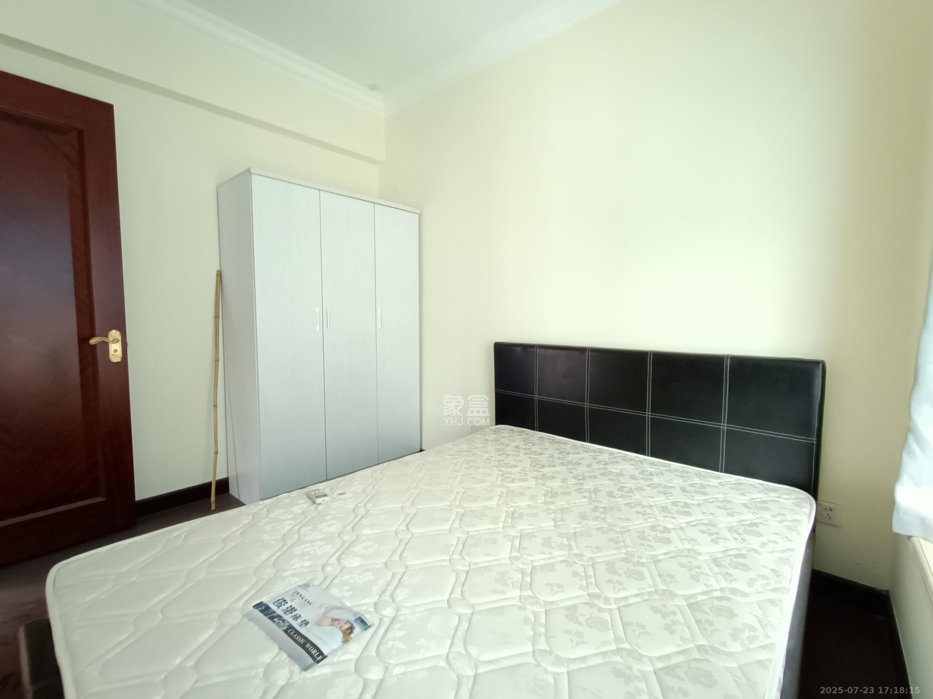 恒大城 2室2厅1卫 1900.0元/月 恒大城 2室2厅1卫 1900.0元/月室内图