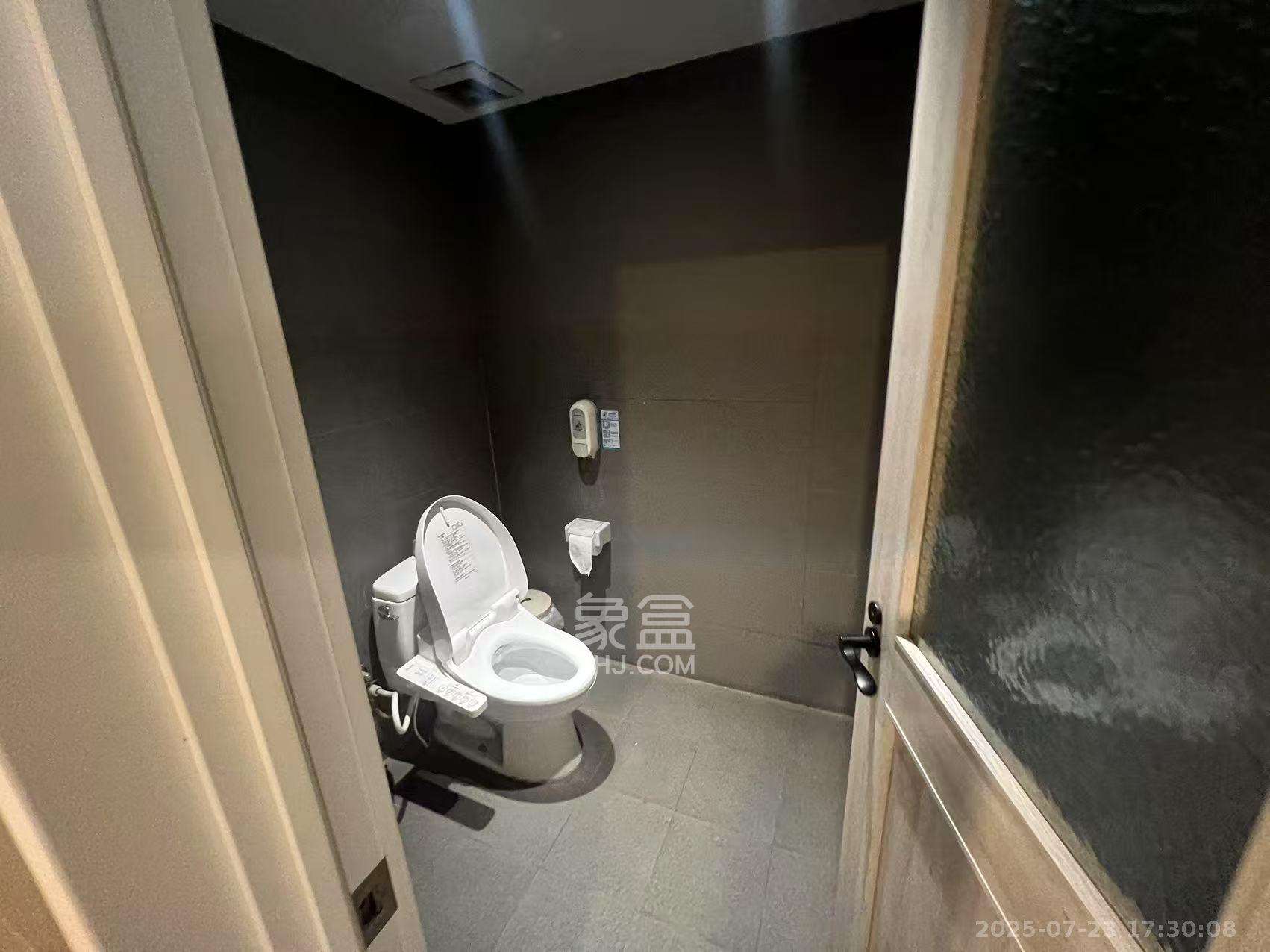 保利国际广场  1室1厅1卫    7500.0元/月小区图