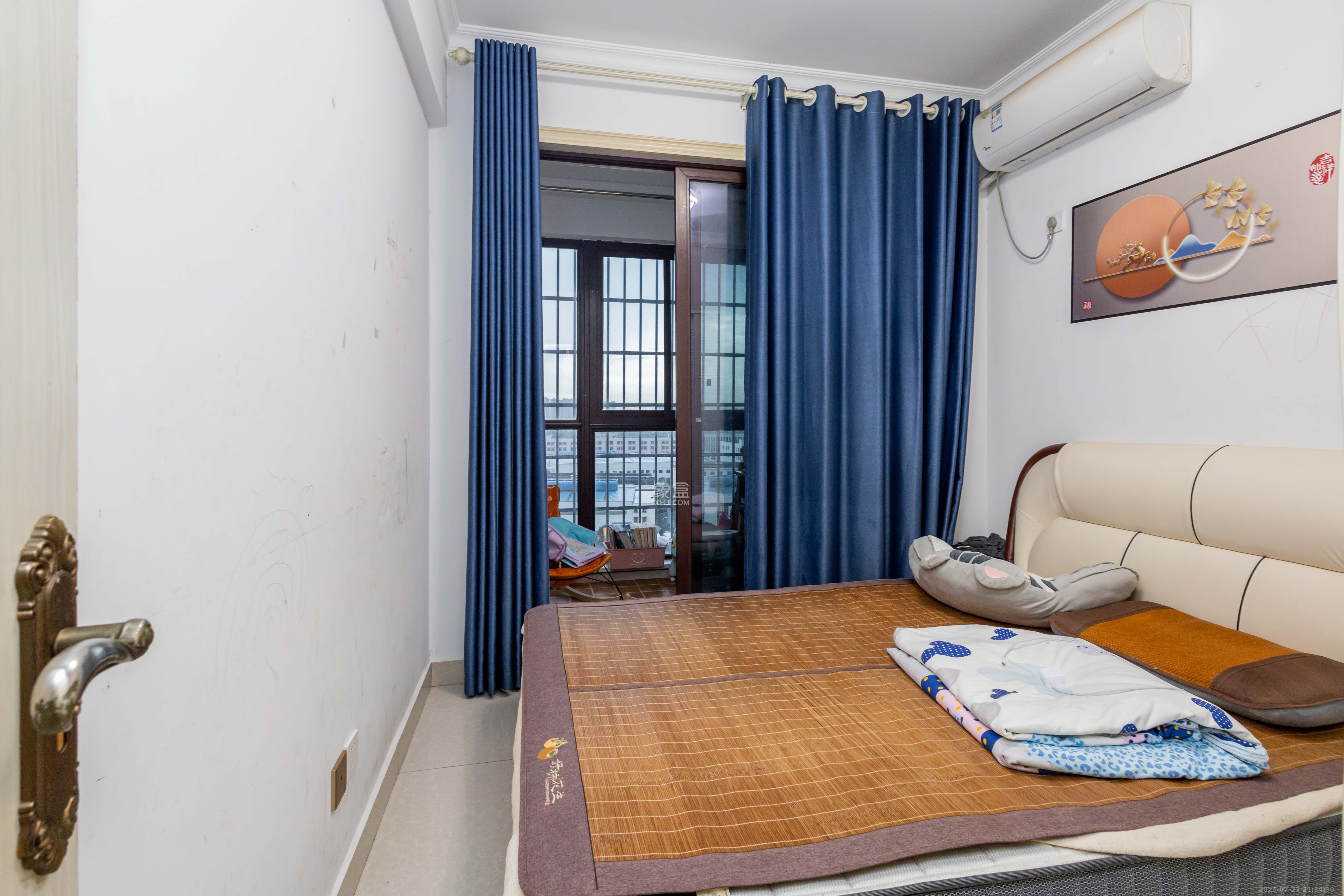 东方美地 3室2厅1卫 68.8万 东方美地 3室2厅1卫 68.8万卧室