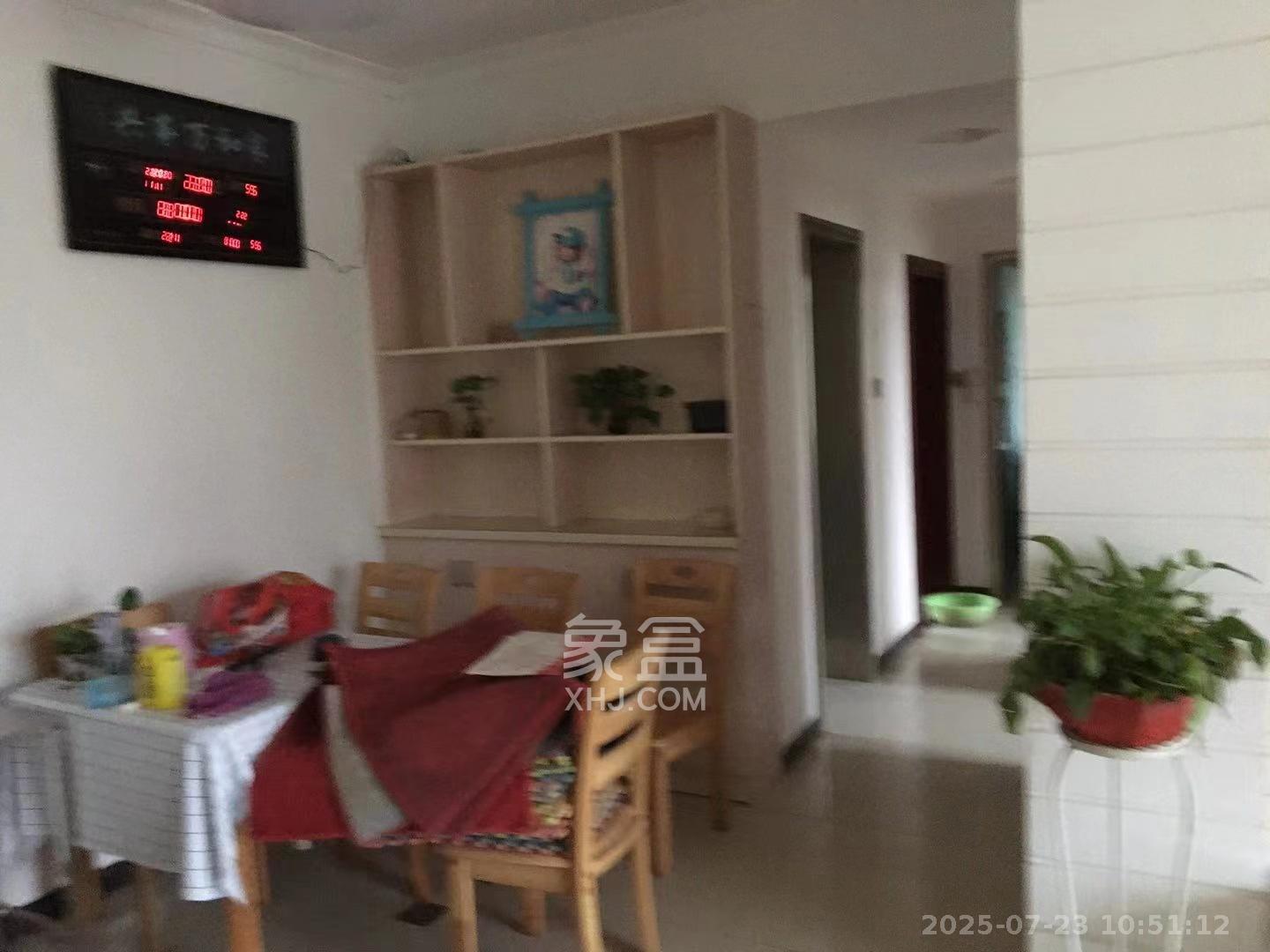 洋湖景园 3室1厅1卫 2500.0元/月 洋湖景园 3室1厅1卫 2500.0元/月室内图