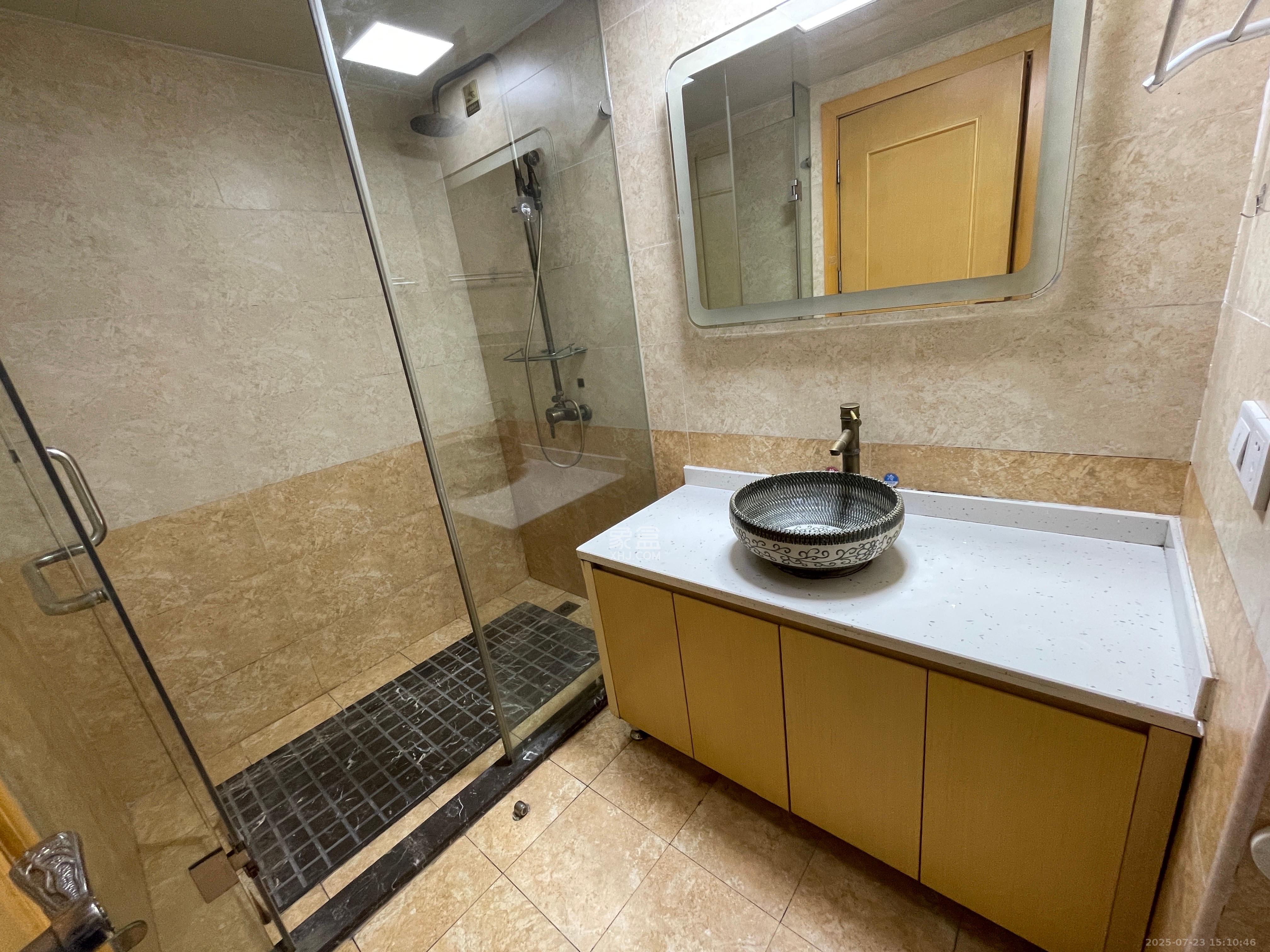 泊富公寓(泊富国际广场) 1室1厅1卫 2100.0元/月 泊富公寓(泊富国际广场) 1室1厅1卫 2100.0元/月室内图