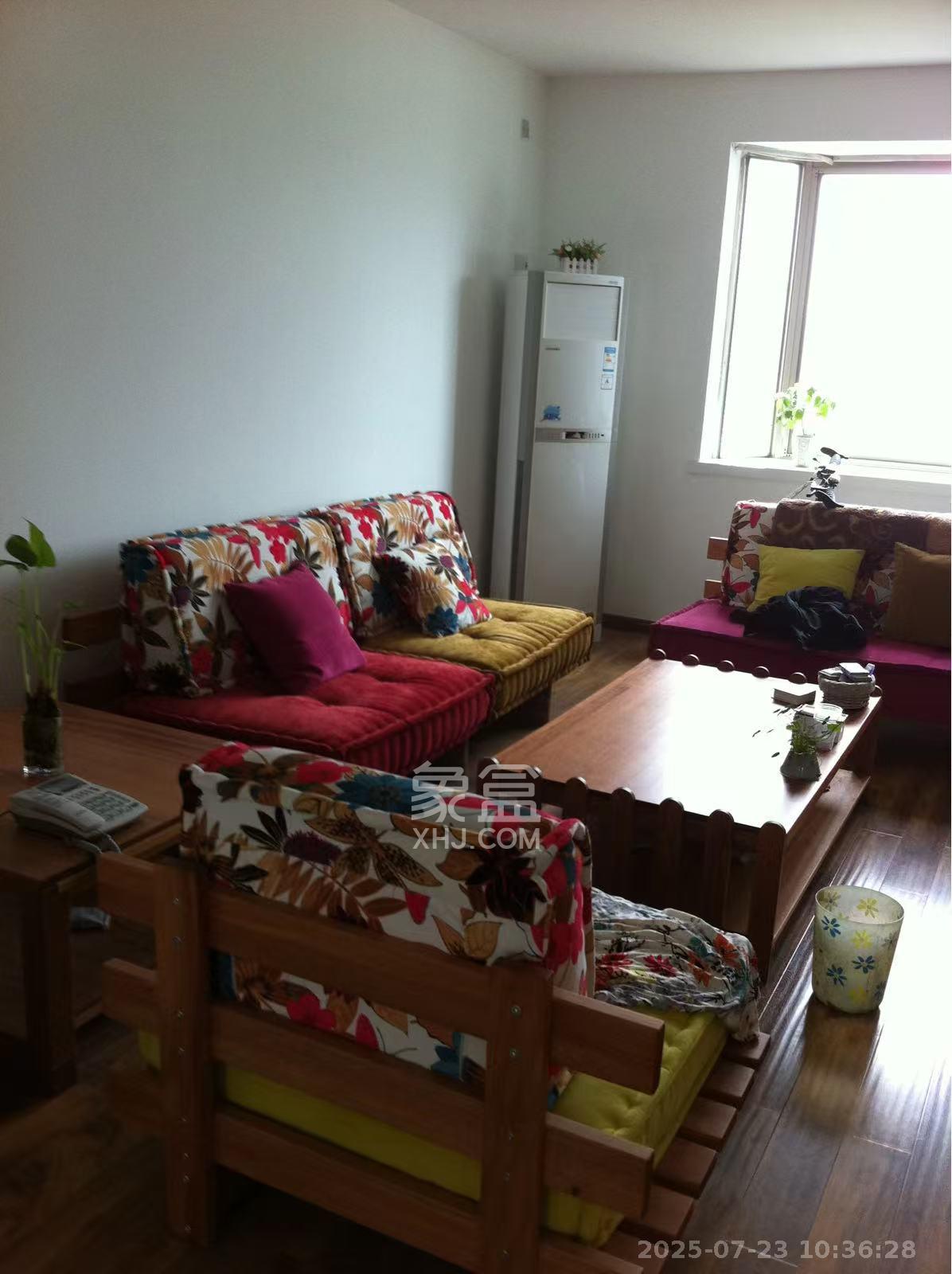 东南明苑 3室2厅1卫 2300.0元/月 东南明苑 3室2厅1卫 2300.0元/月室内图