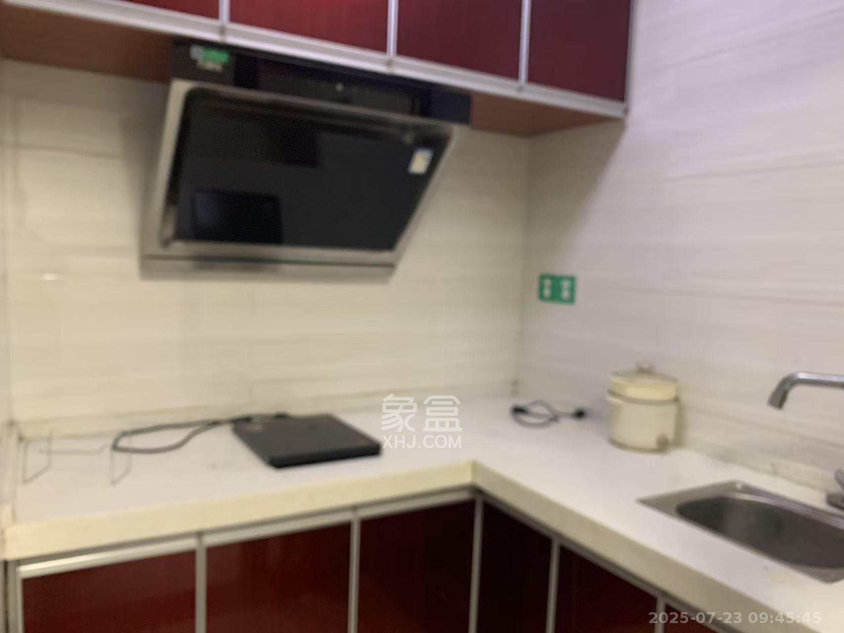 嘉顺苑 1室1厅1卫 1100.0元/月 嘉顺苑 1室1厅1卫 1100.0元/月室内图