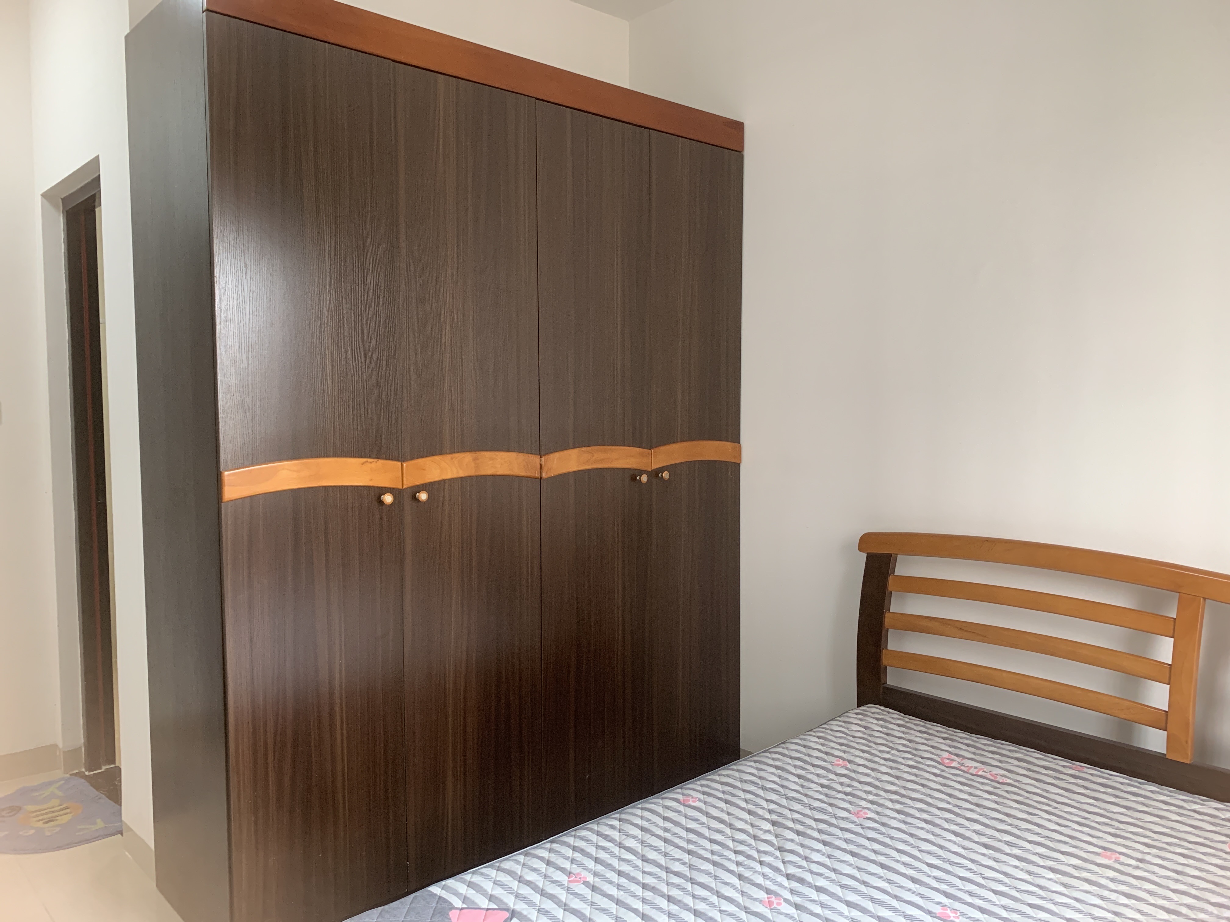 滨海新城三区Z05块地（玉璟佳园）  3室2厅2卫   3200.00元/月室内图
