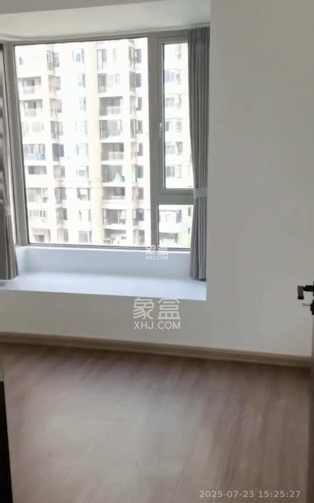 梅溪湖金茂湾 5室2厅2卫 3500.0元/月 梅溪湖金茂湾 5室2厅2卫 3500.0元/月室内图