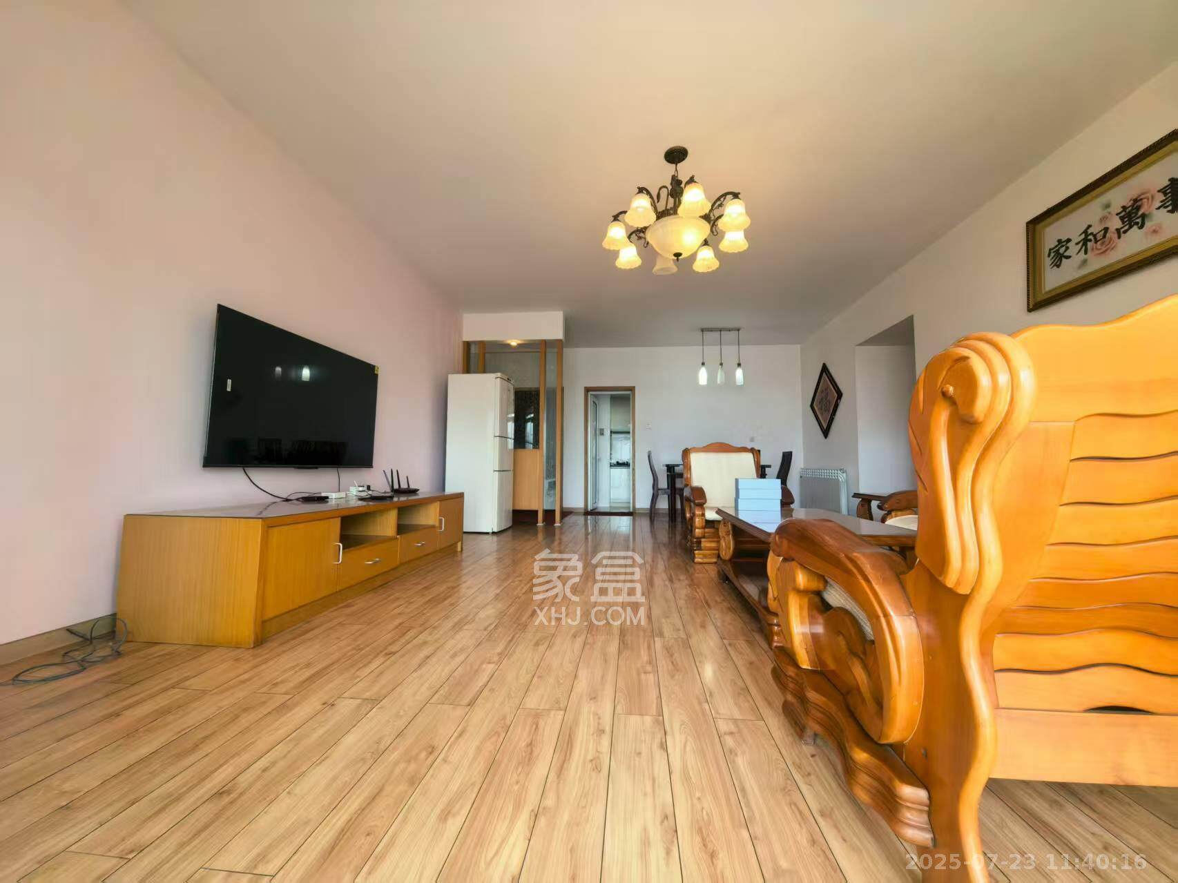 中天枫景园 4室2厅2卫 5500.0元/月 中天枫景园 4室2厅2卫 5500.0元/月室内图