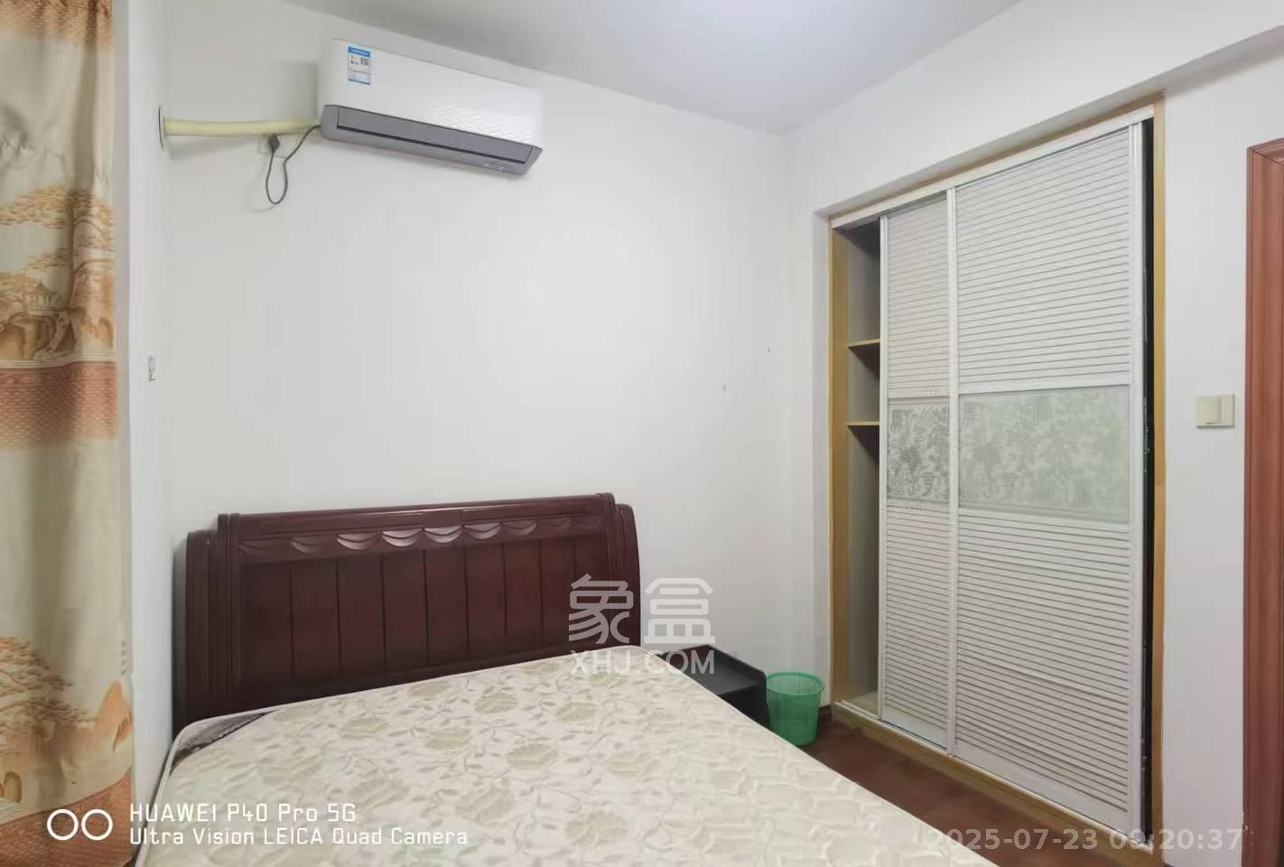 新城新世界一二三期  3室1厅1卫    2300.0元/月 新城新世界一二三期  3室1厅1卫    2300.0元/月室内图