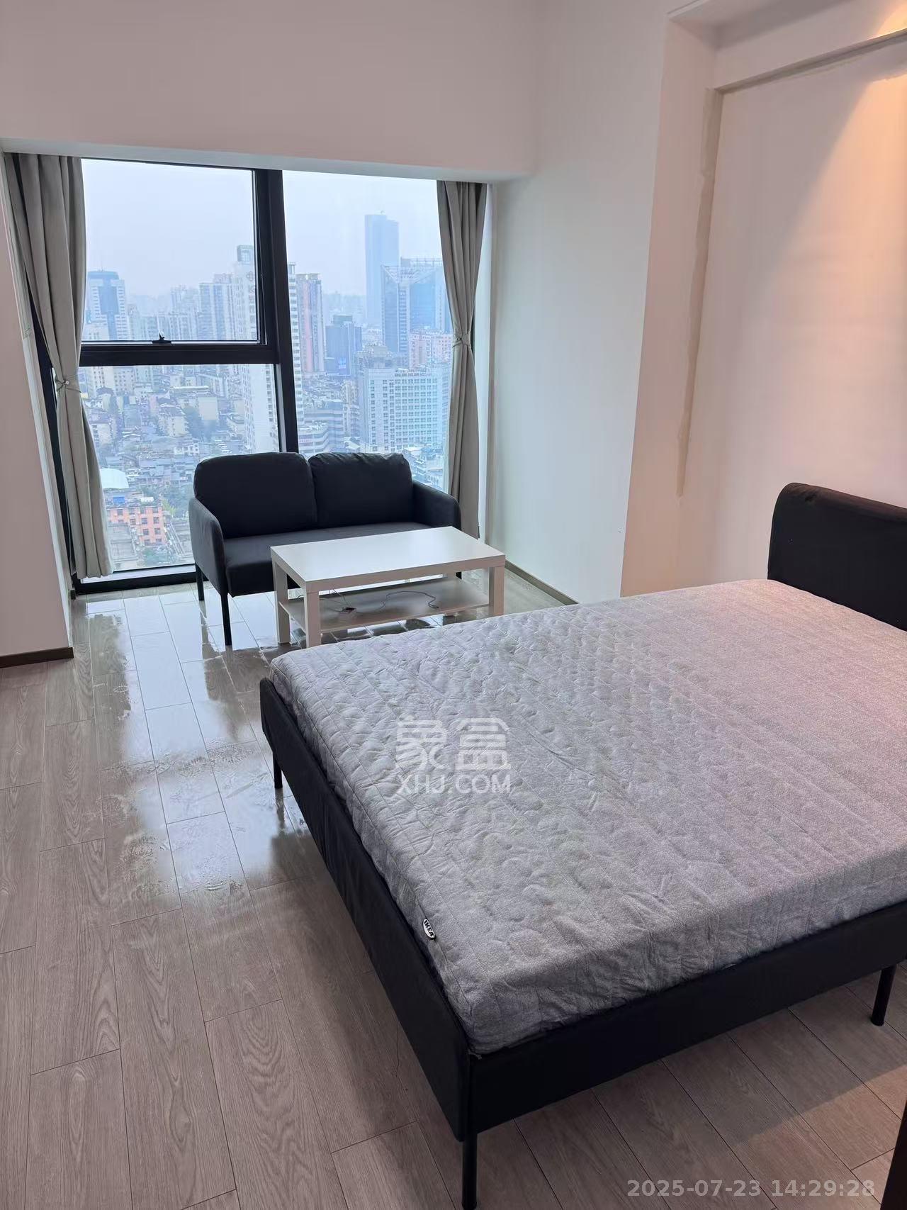 华润置地中心 1室0厅0卫 2300.0元/月 华润置地中心 1室0厅0卫 2300.0元/月室内图