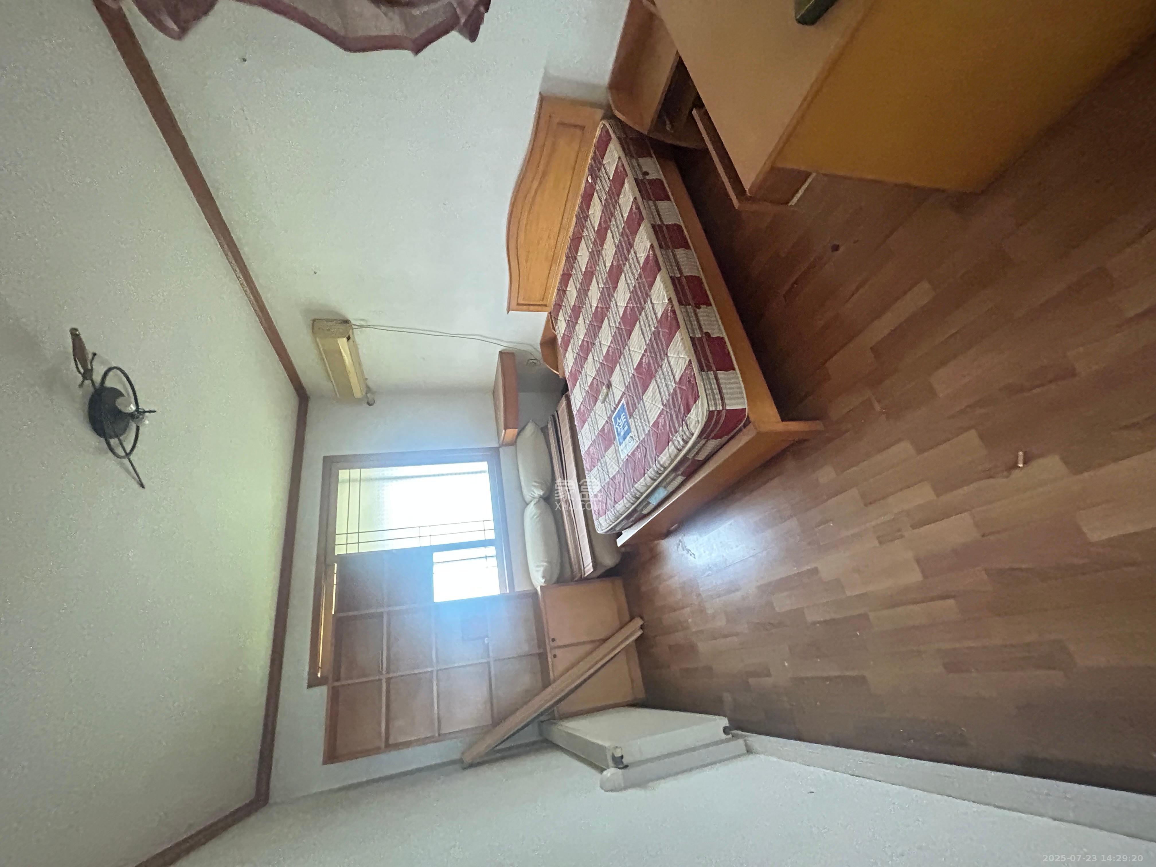 三湘小区 3室2厅2卫 1500.0元/月 三湘小区 3室2厅2卫 1500.0元/月室内图