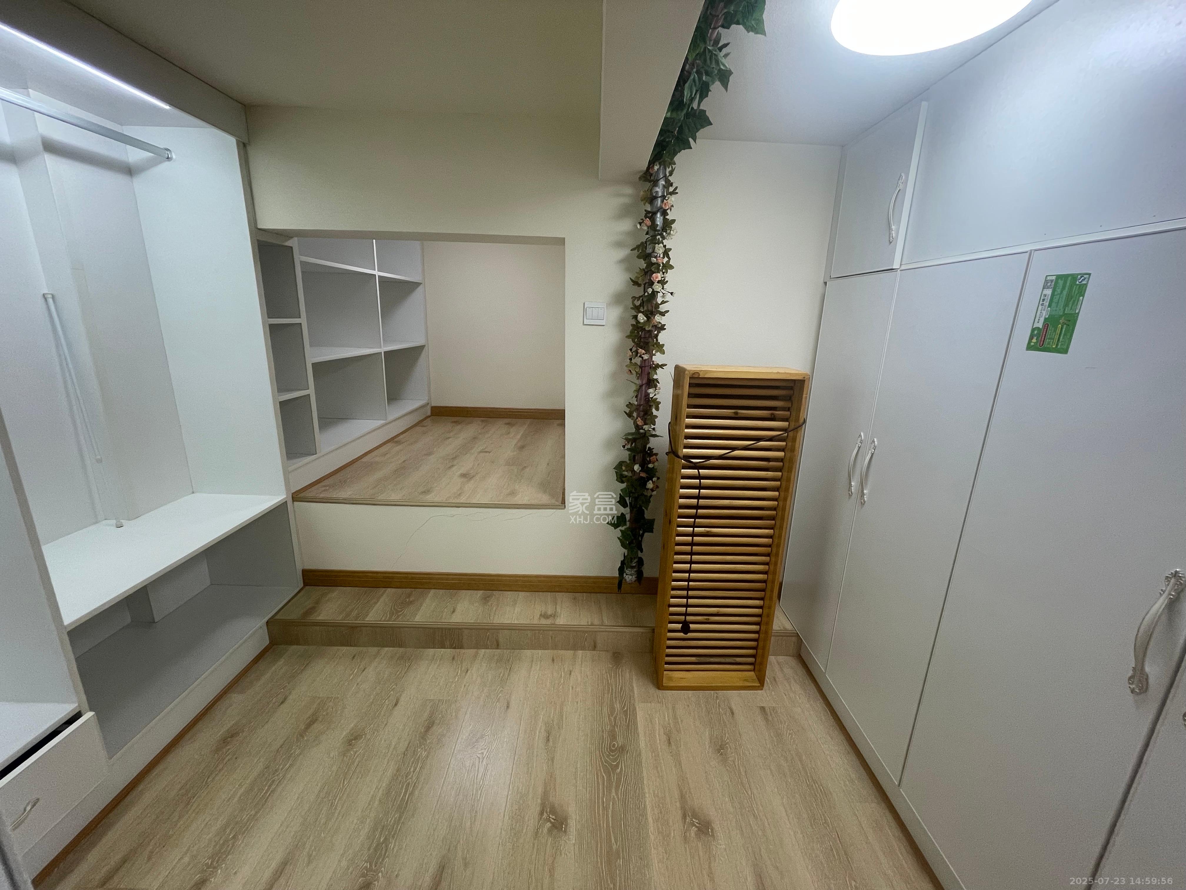 洋湖时代 1室1厅1卫 1600.0元/月 洋湖时代 1室1厅1卫 1600.0元/月室内图