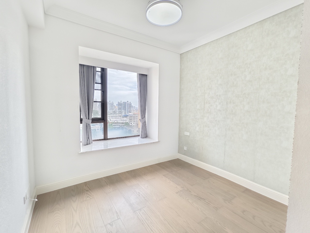 海航豪庭北苑 4室2厅3卫 6500.0元/月 海航豪庭北苑 4室2厅3卫 6500.0元/月室内图