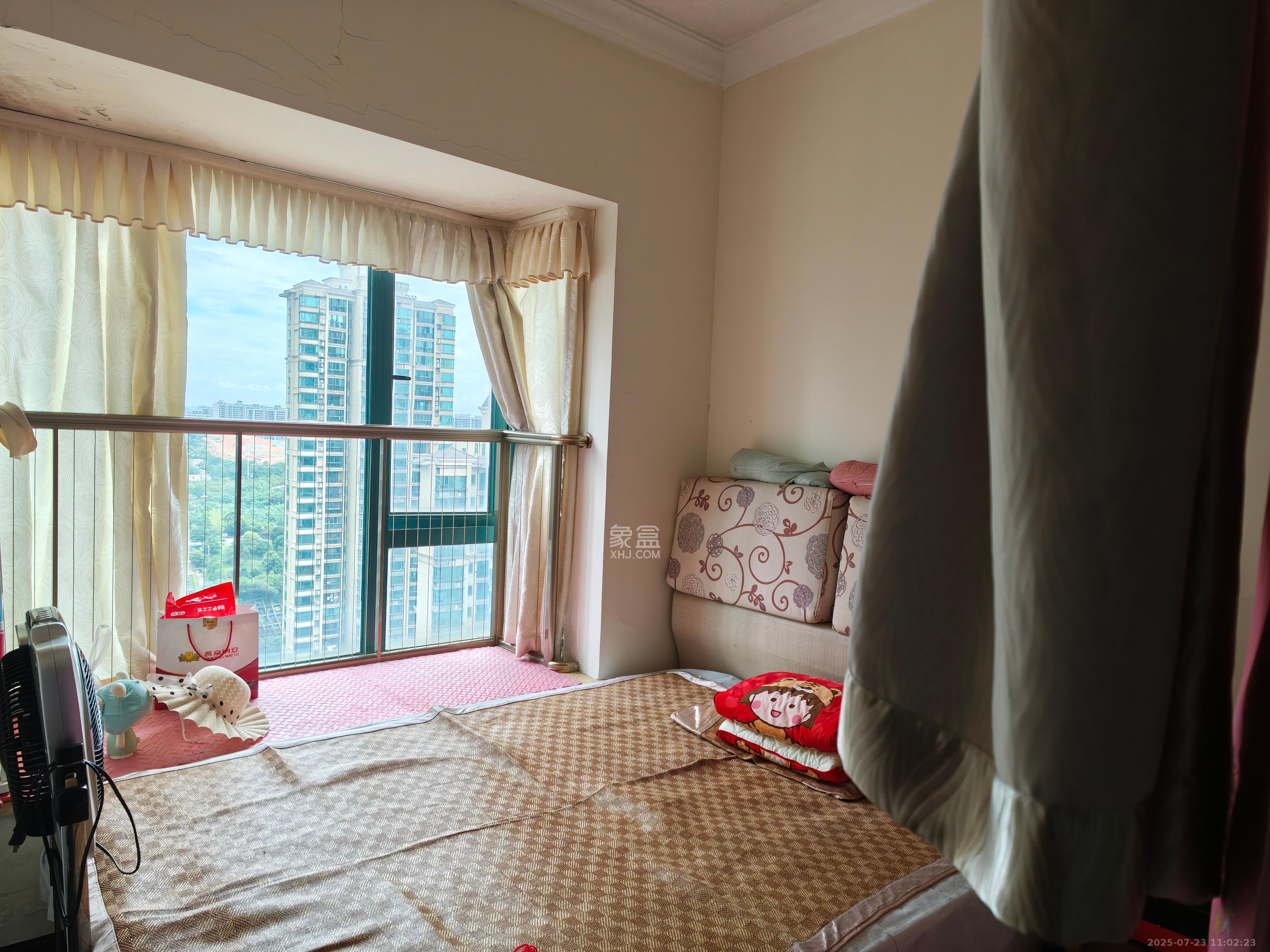 恒大华府  3室2厅1卫    2500.0元/月 恒大华府  3室2厅1卫    2500.0元/月室内图