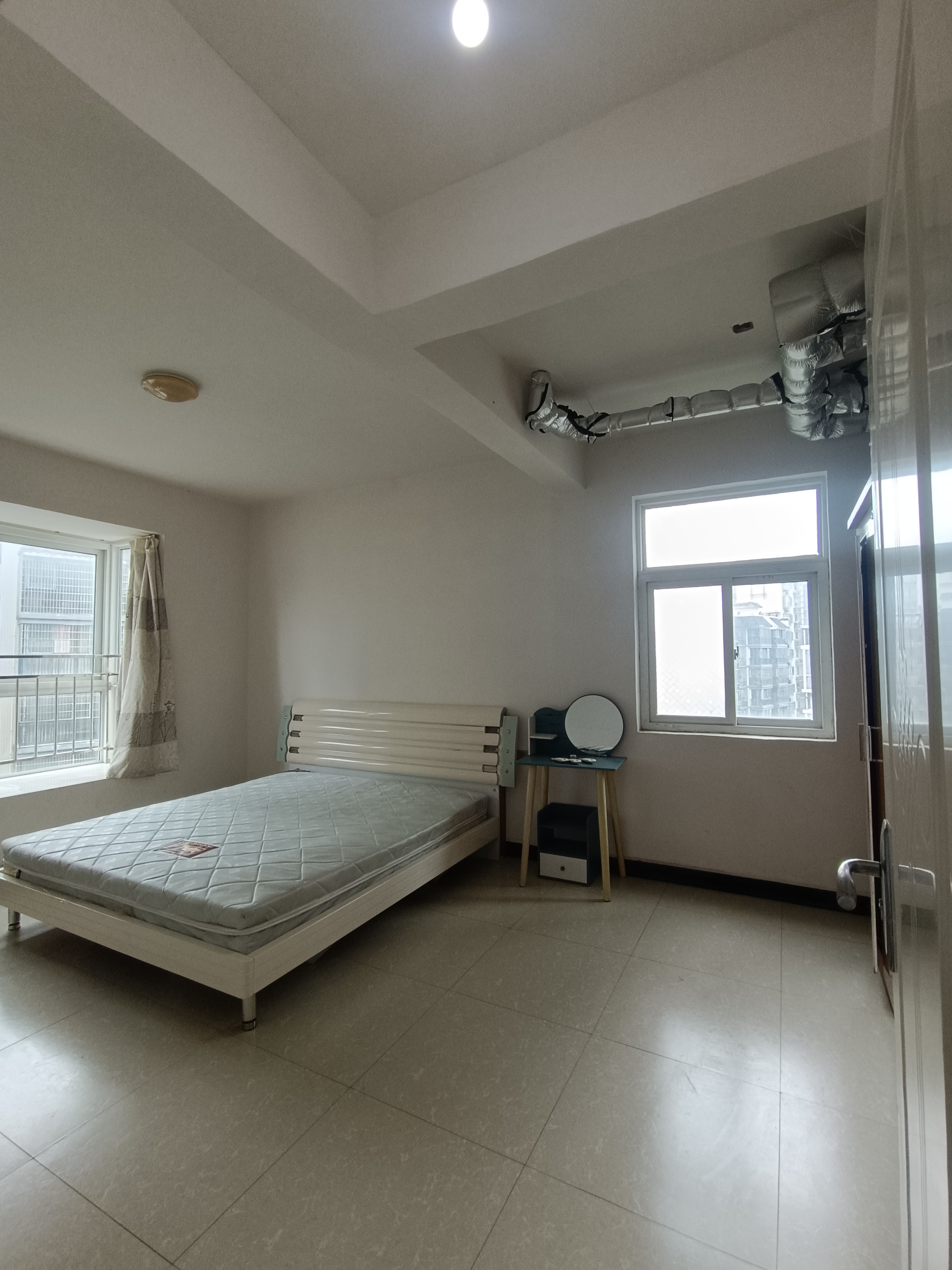 熙城春天 3室2厅1卫 1500.0元/月 熙城春天 3室2厅1卫 1500.0元/月室内图