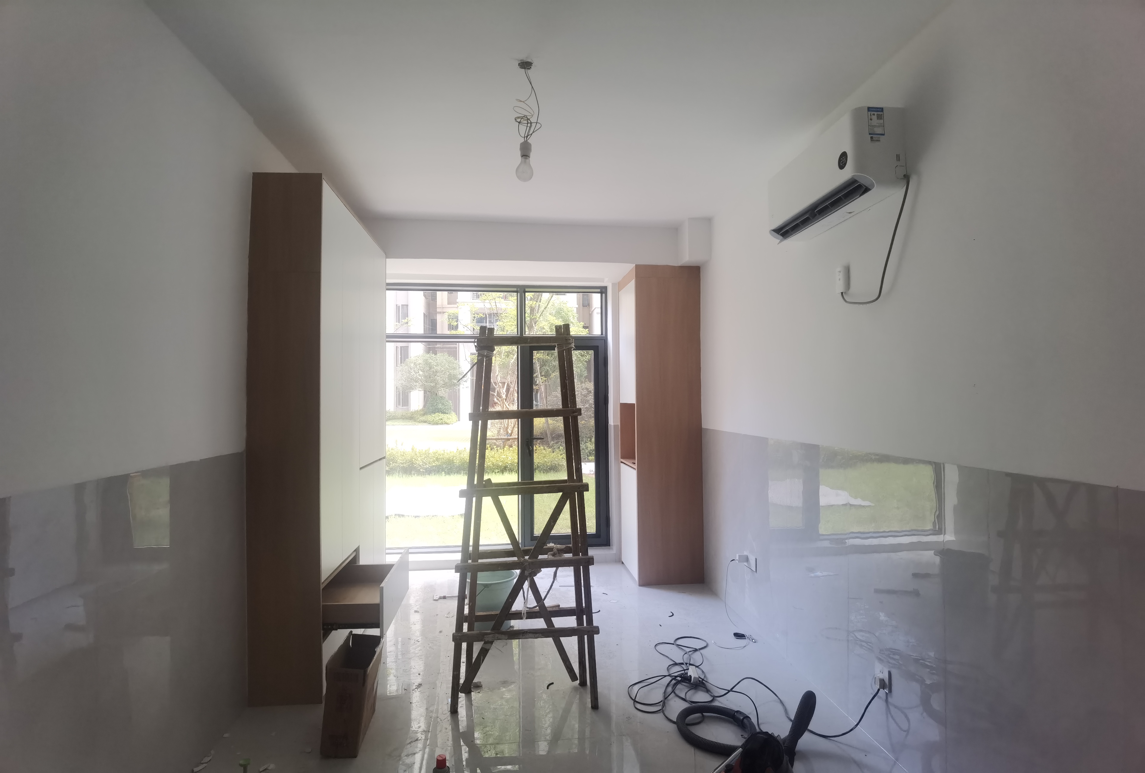 吾悦广场 2室1厅1卫 1500.0元/月 吾悦广场 2室1厅1卫 1500.0元/月室内图