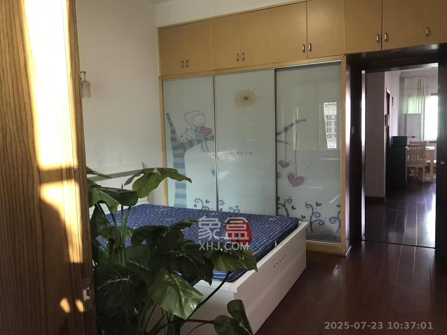 马王堆陶瓷城新合区 2室2厅1卫 1800.0元/月 马王堆陶瓷城新合区 2室2厅1卫 1800.0元/月室内图