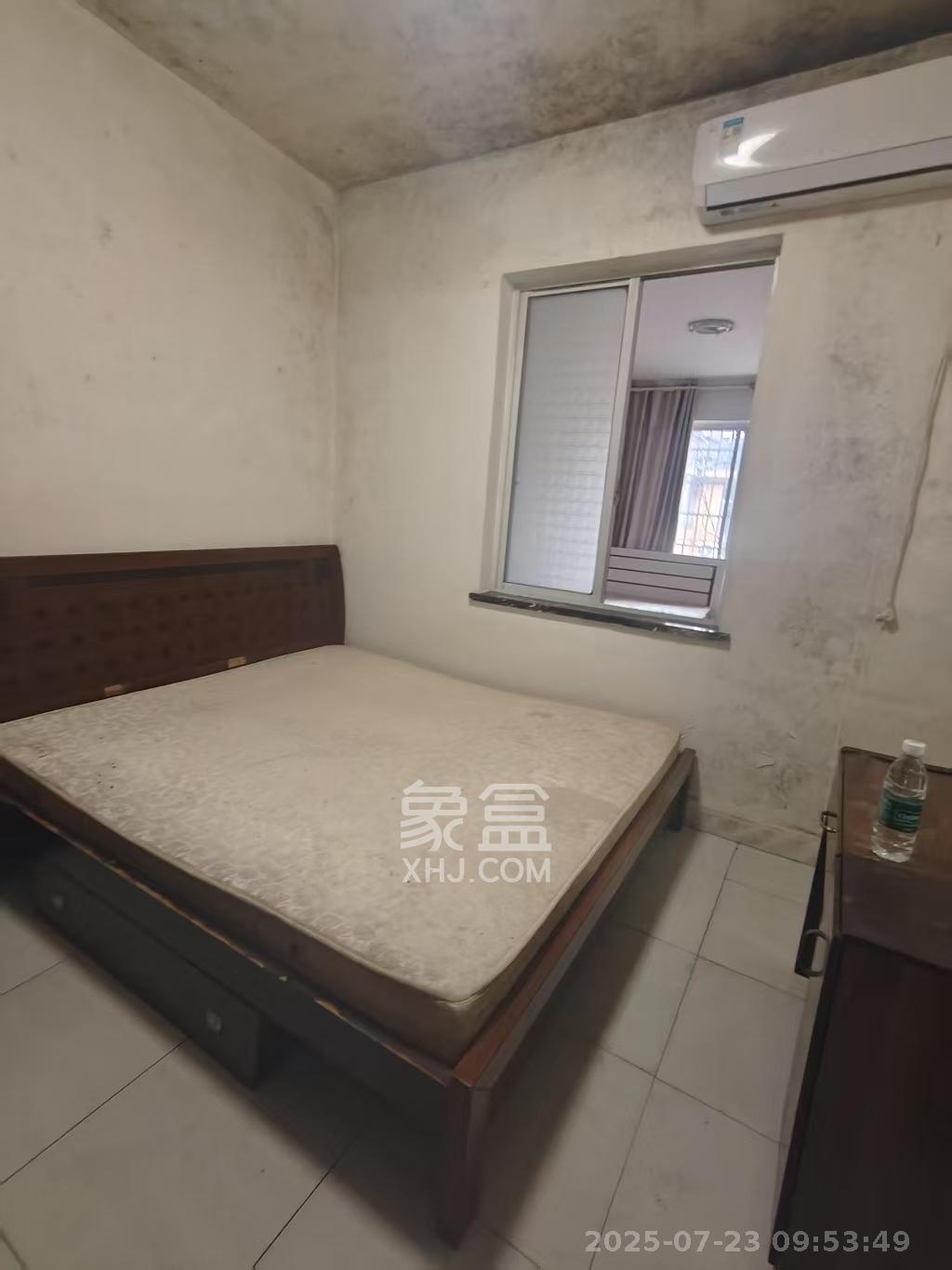 袁家岭省煤炭厅宿舍（芙蓉区省煤炭局小区）  3室1厅1卫   1800.00元/月室内图