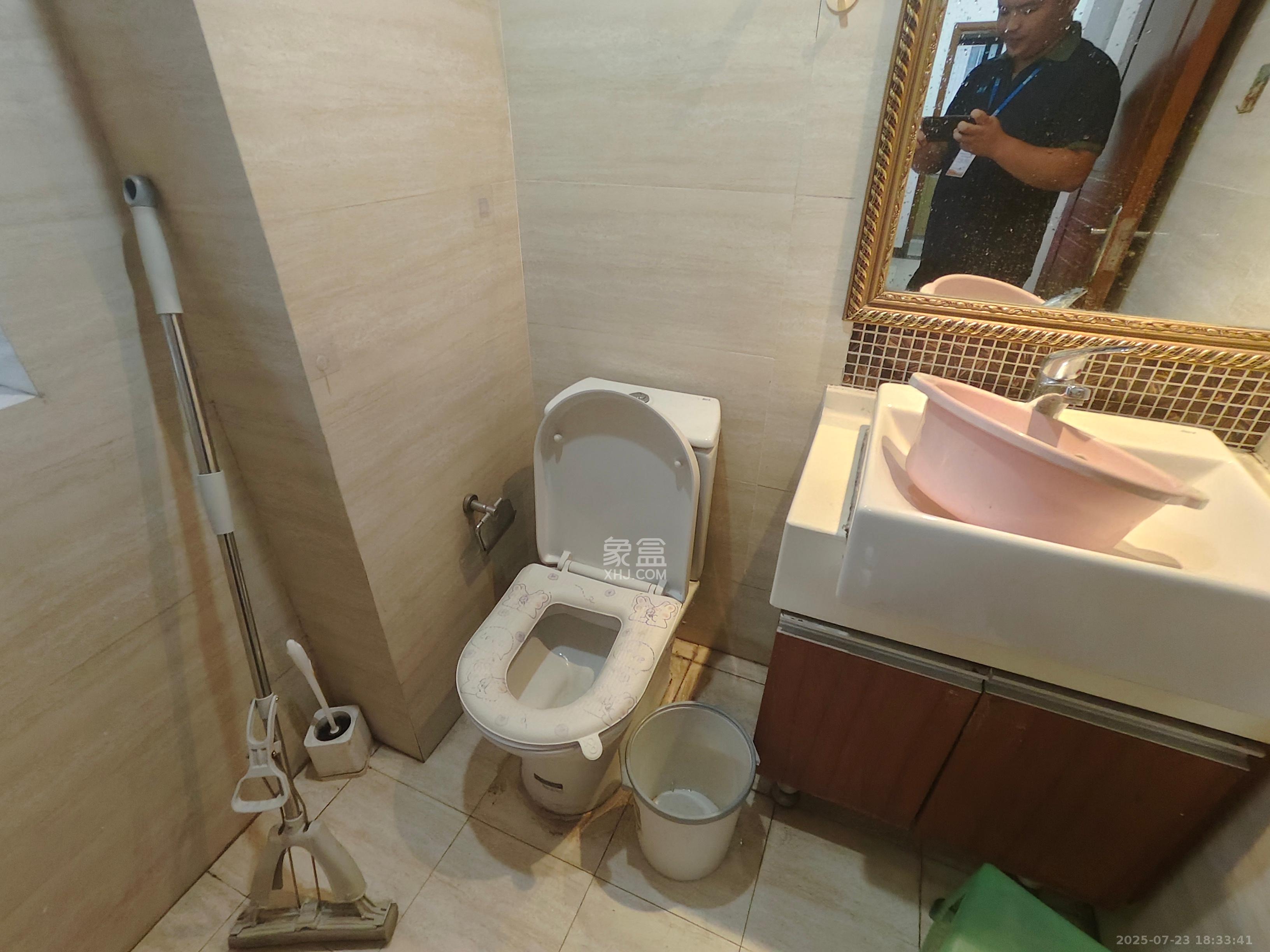 香樟兰亭(朗峰苑) 1室1厅1卫 1400.0元/月 香樟兰亭(朗峰苑) 1室1厅1卫 1400.0元/月室内图